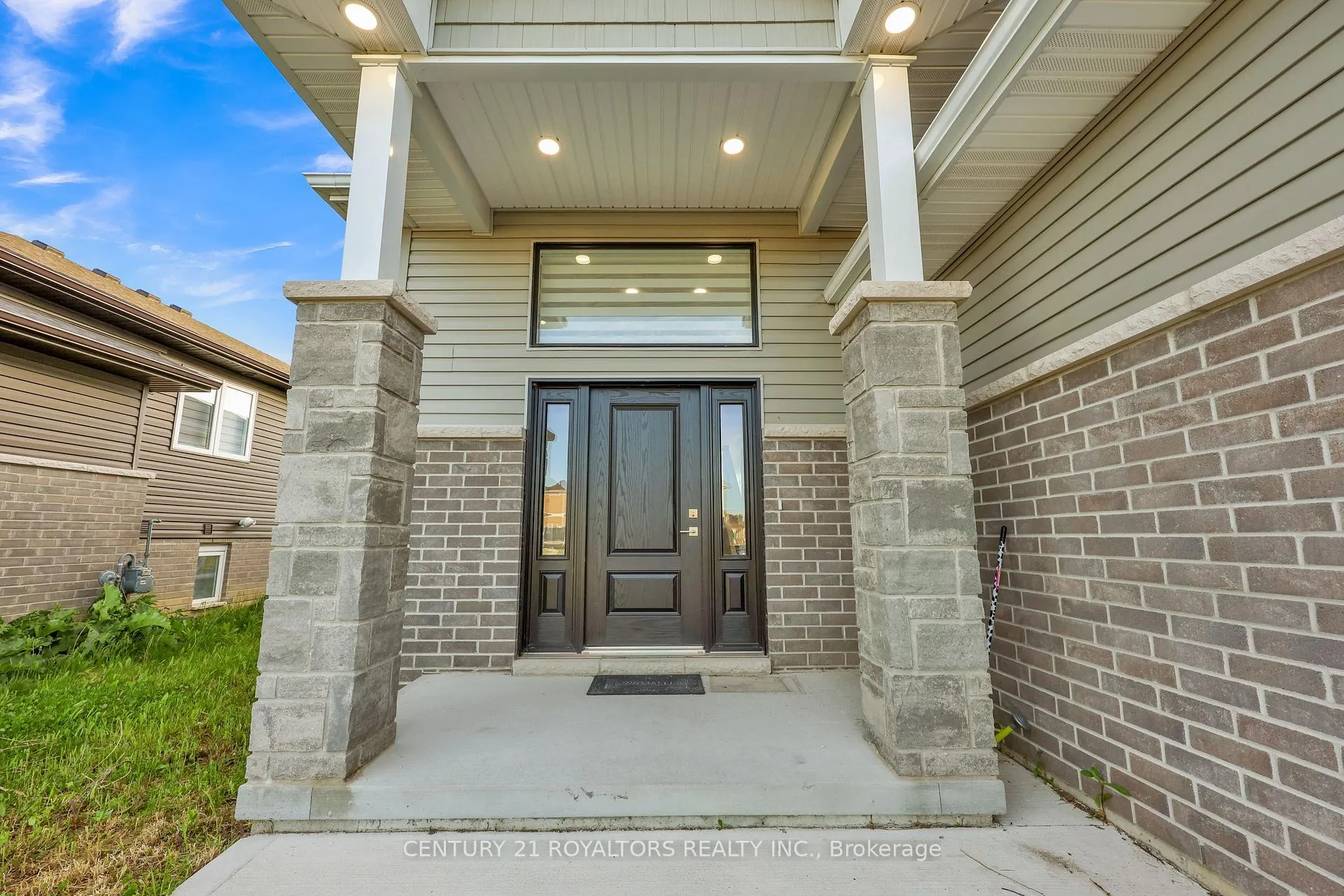 Photo 3 of 802 Keil Drive, Chatham-Kent — HOMEH