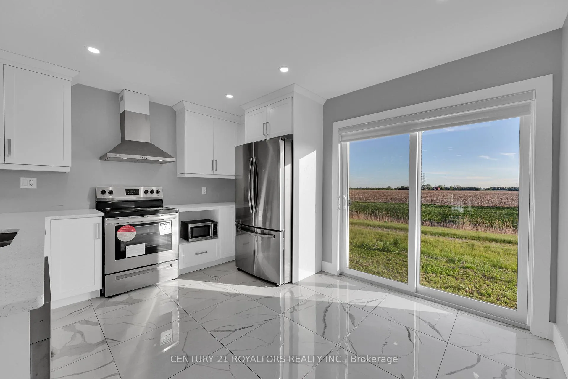 Photo 14 of 802 Keil Drive, Chatham-Kent — HOMEH