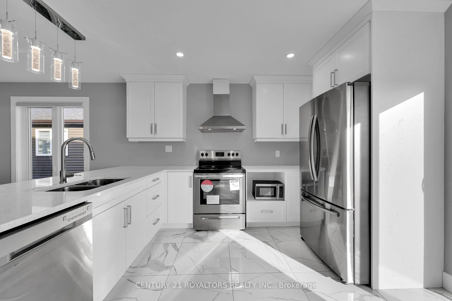 Photo 15 of 802 Keil Drive, Chatham-Kent — HOMEH