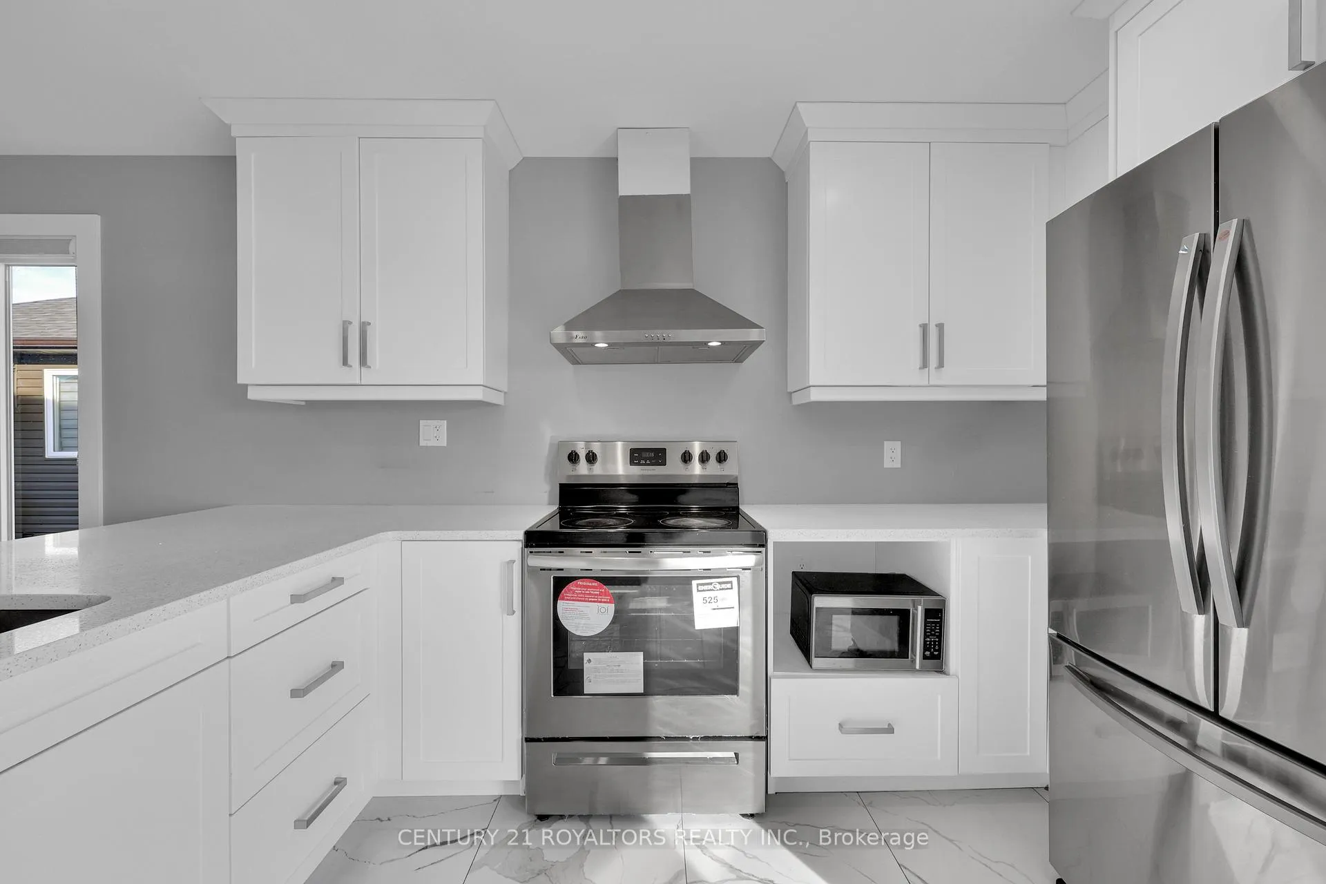 Photo 16 of 802 Keil Drive, Chatham-Kent — HOMEH