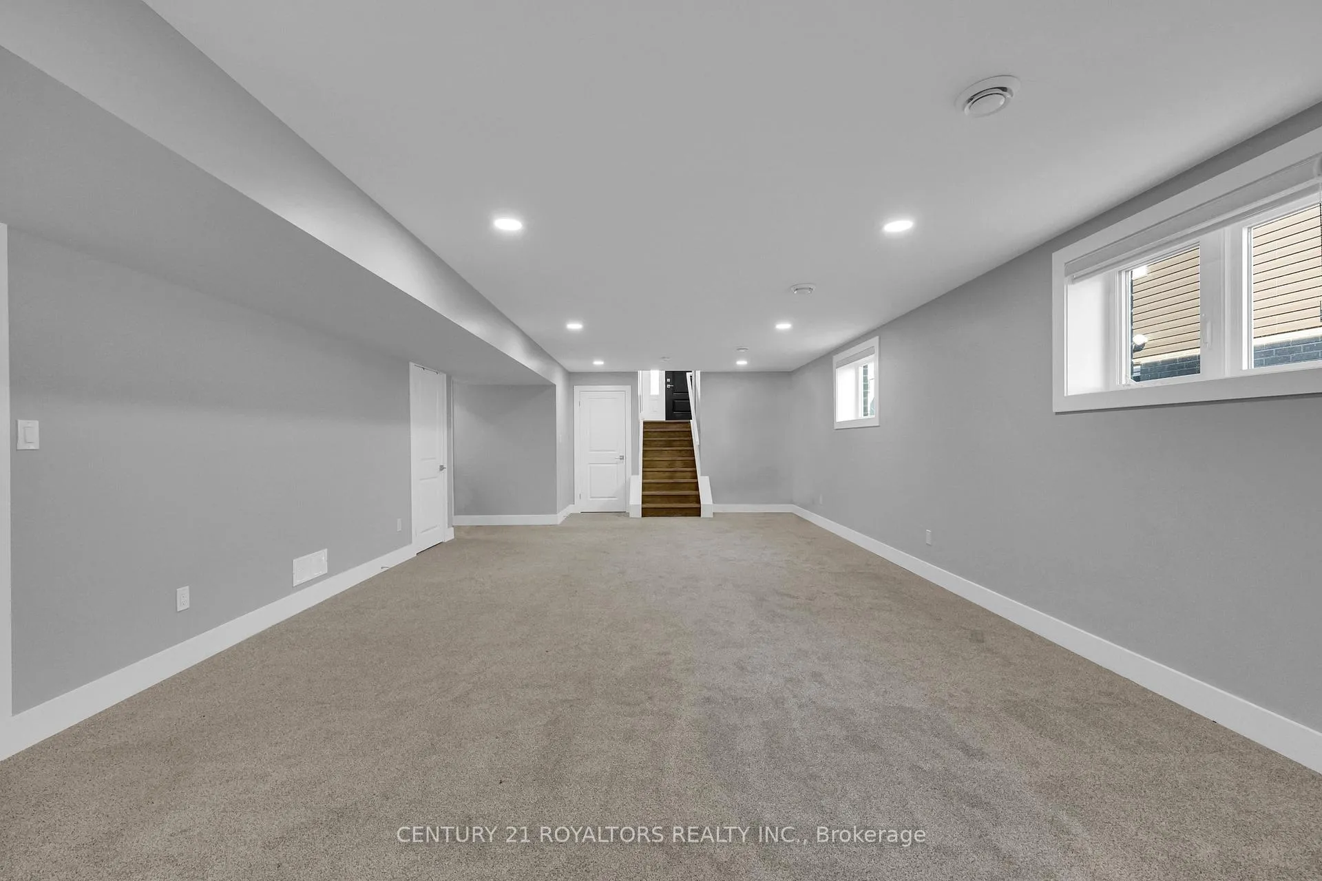 Photo 32 of 802 Keil Drive, Chatham-Kent — HOMEH