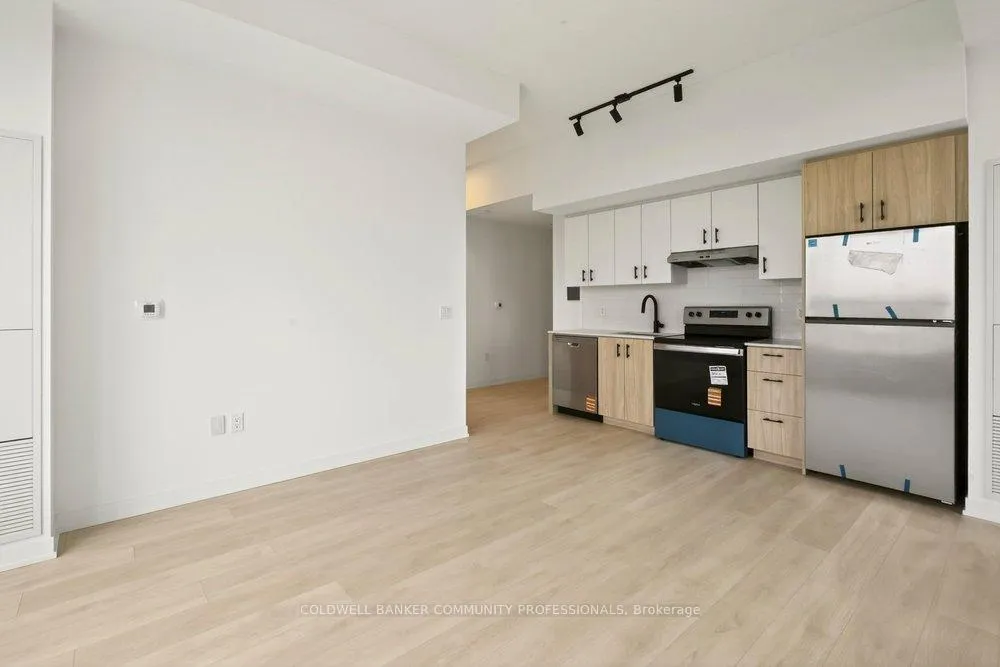 Photo 6 of Unit 320, 4878 Powers Common, Burlington, Alton — HOMEH