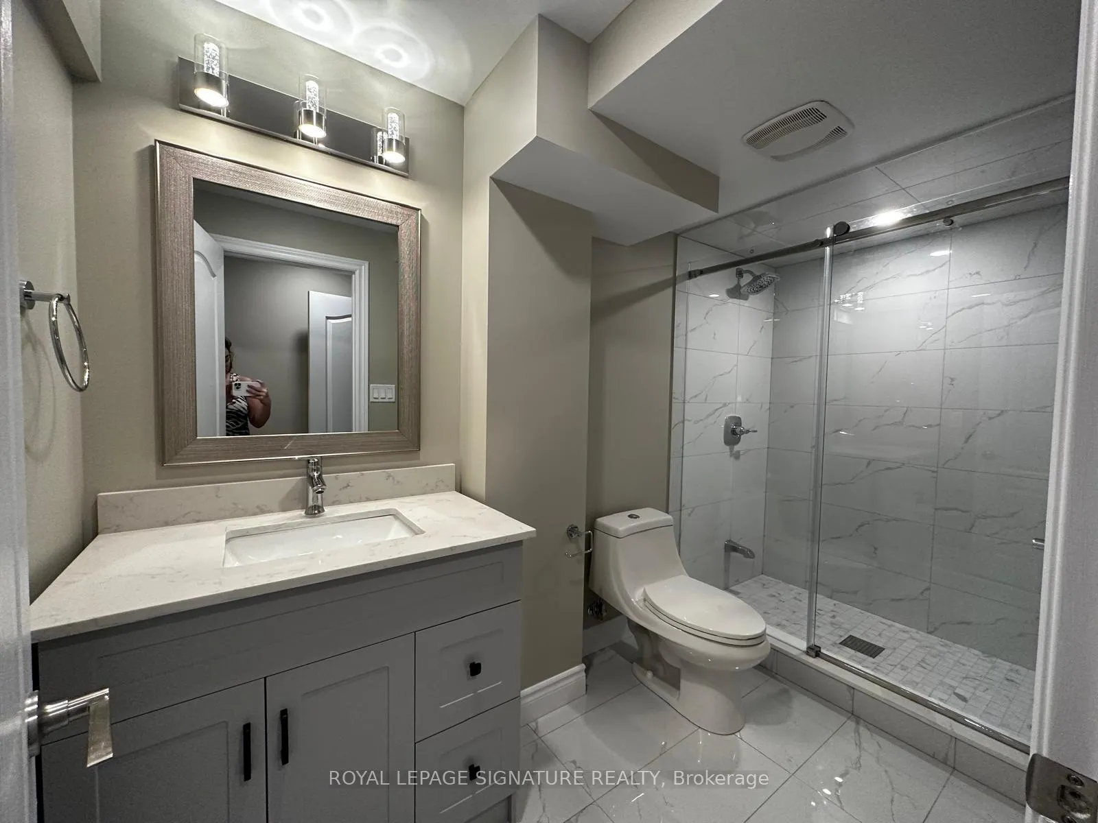 Photo 8 of 181 Glenforest Drive, Vaughan, Uplands — HOMEH