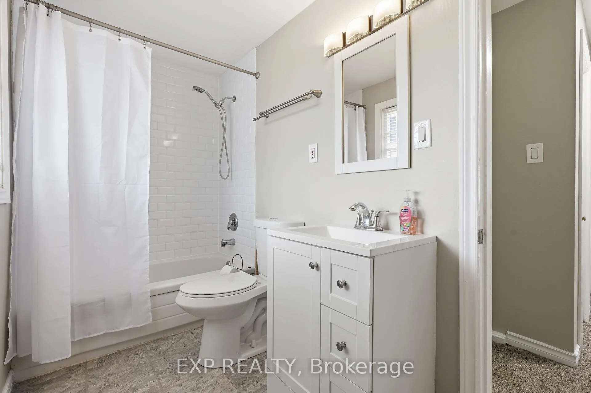 Photo 12 of Unit i, 48 Windom Road, Kitchener, Chicopee/Freeport — HOMEH