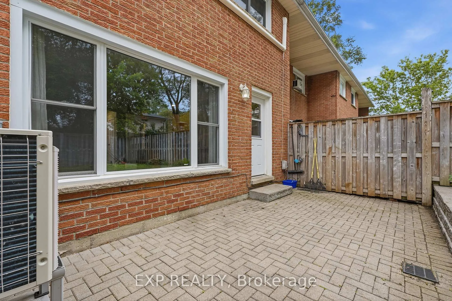 Photo 18 of Unit i, 48 Windom Road, Kitchener, Chicopee/Freeport — HOMEH