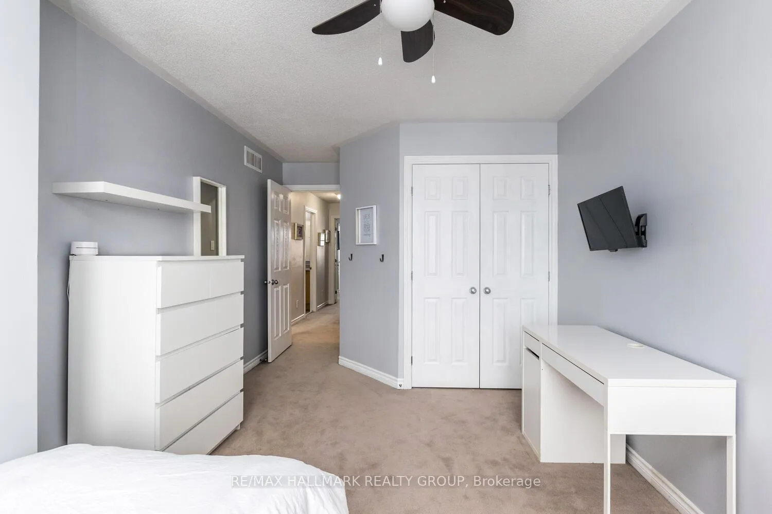 Photo 20 of 266 Horseshoe Crescent, Ottawa, Stittsville (North) — HOMEH
