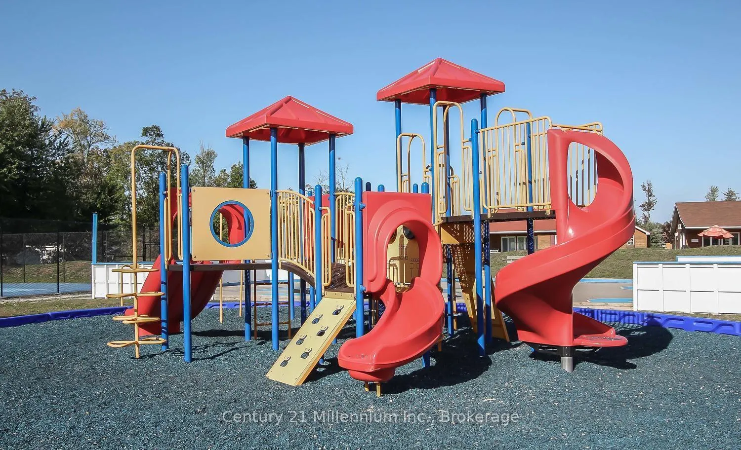 Photo 24 of Unit 45, 85 Theme Park Drive, Wasaga Beach — HOMEH