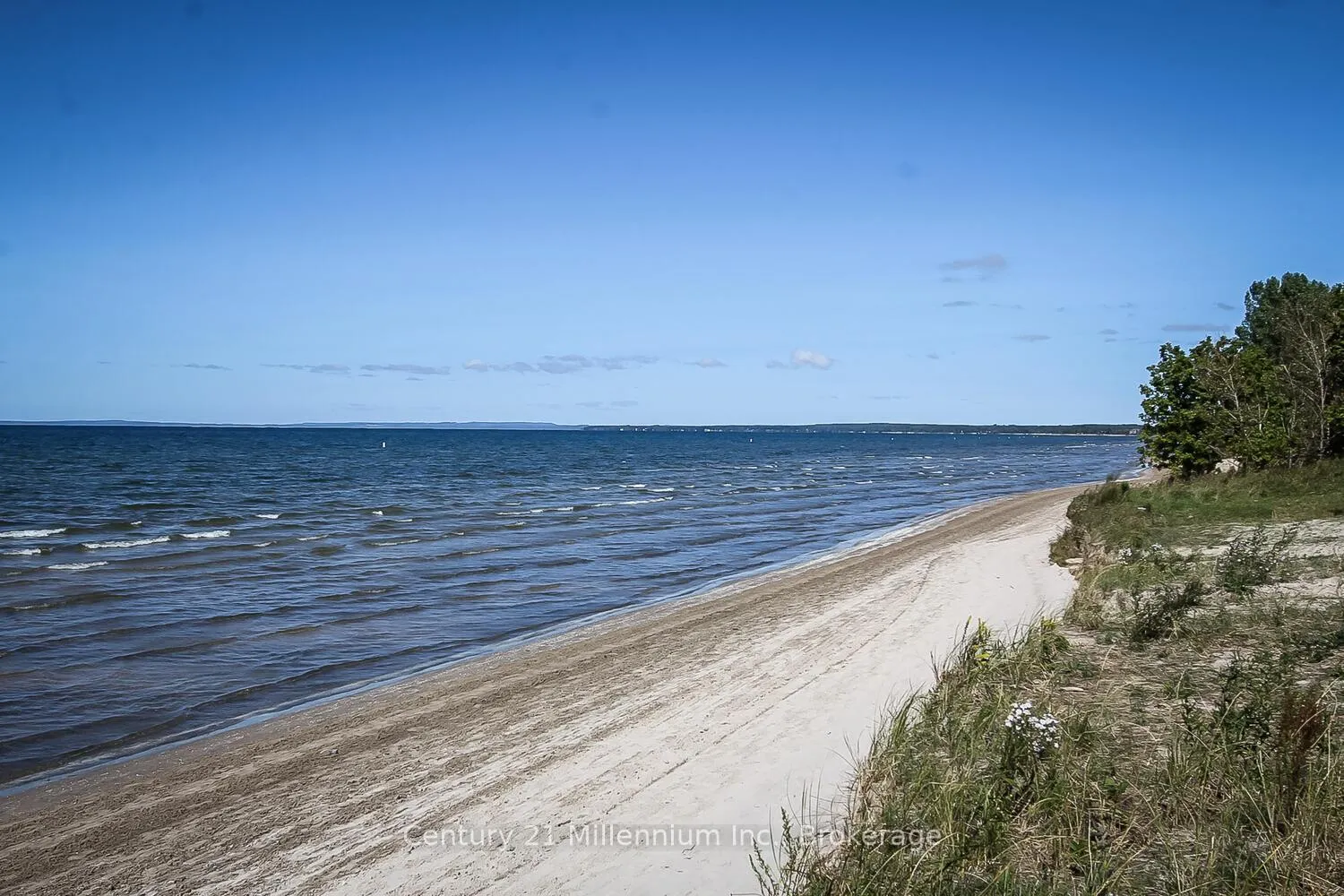 Photo 32 of Unit 45, 85 Theme Park Drive, Wasaga Beach — HOMEH
