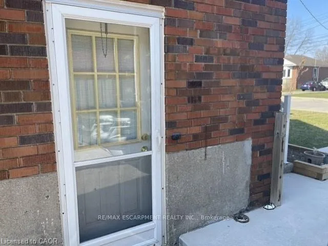 Photo 2 of Unit Lower, 255 East 34th Street, Hamilton, Raleigh — HOMEH