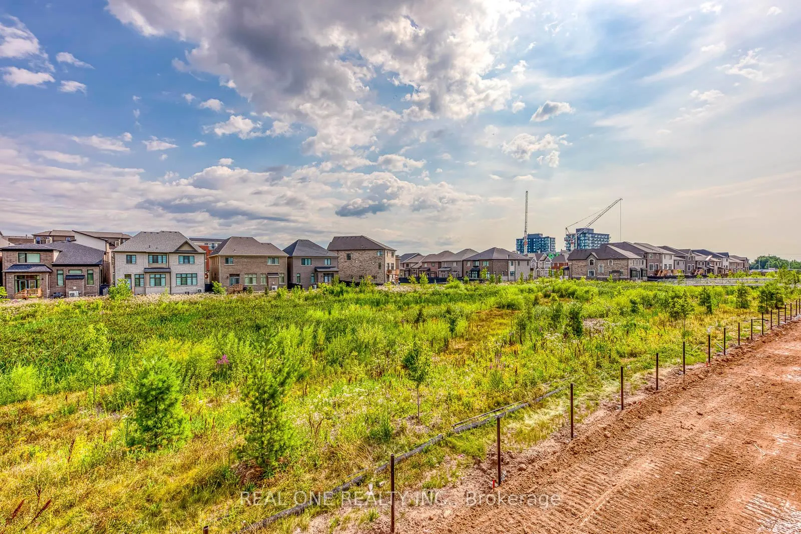 Photo 16 of 3103 Perkins Way, Oakville, Joshua Meadows — HOMEH