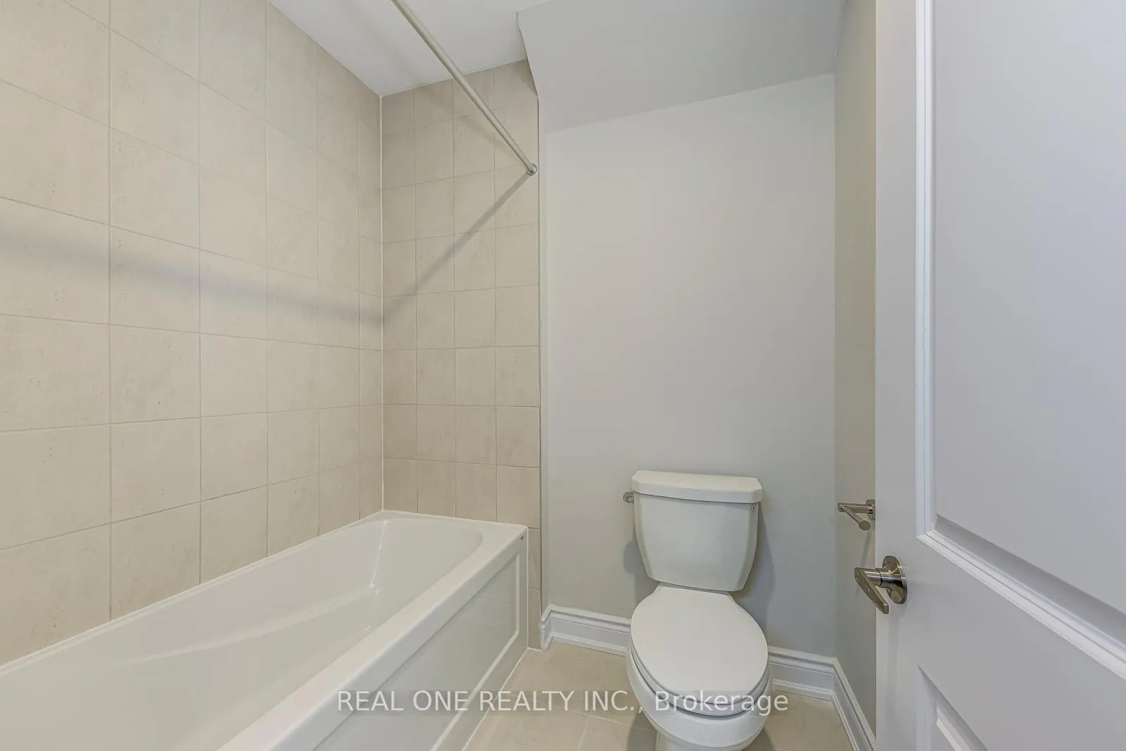 Photo 36 of 3103 Perkins Way, Oakville, Joshua Meadows — HOMEH