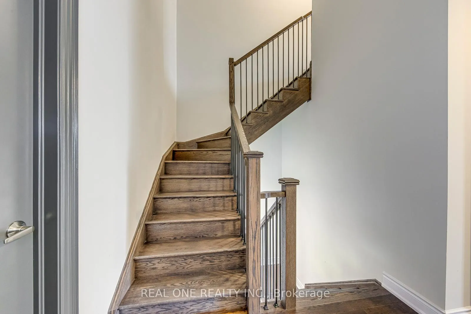 Photo 38 of 3103 Perkins Way, Oakville, Joshua Meadows — HOMEH