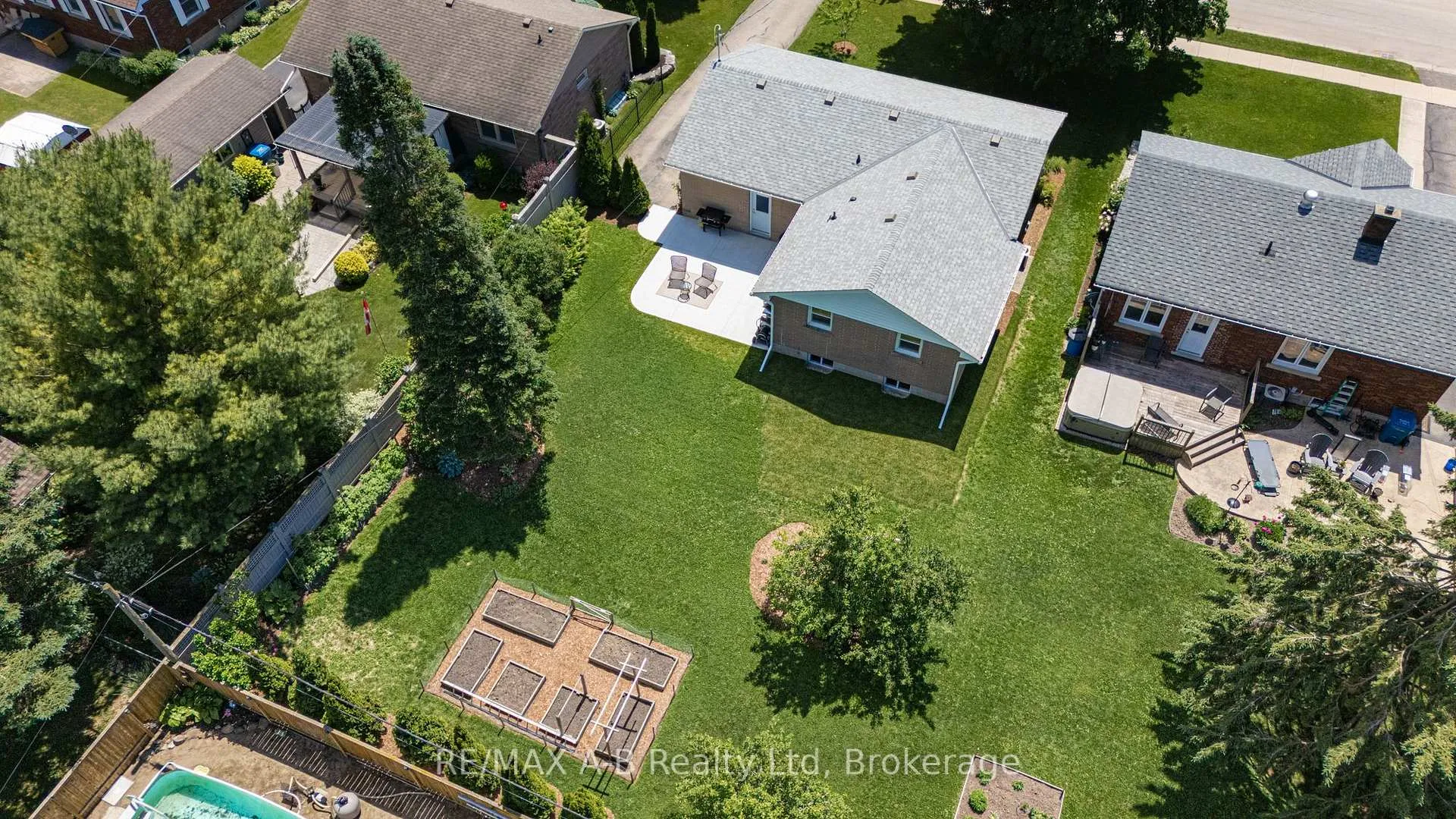 Photo 14 of 138 Woods Street, Stratford — HOMEH