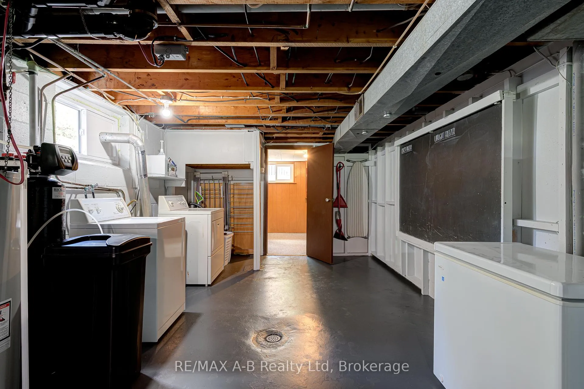 Photo 47 of 138 Woods Street, Stratford — HOMEH