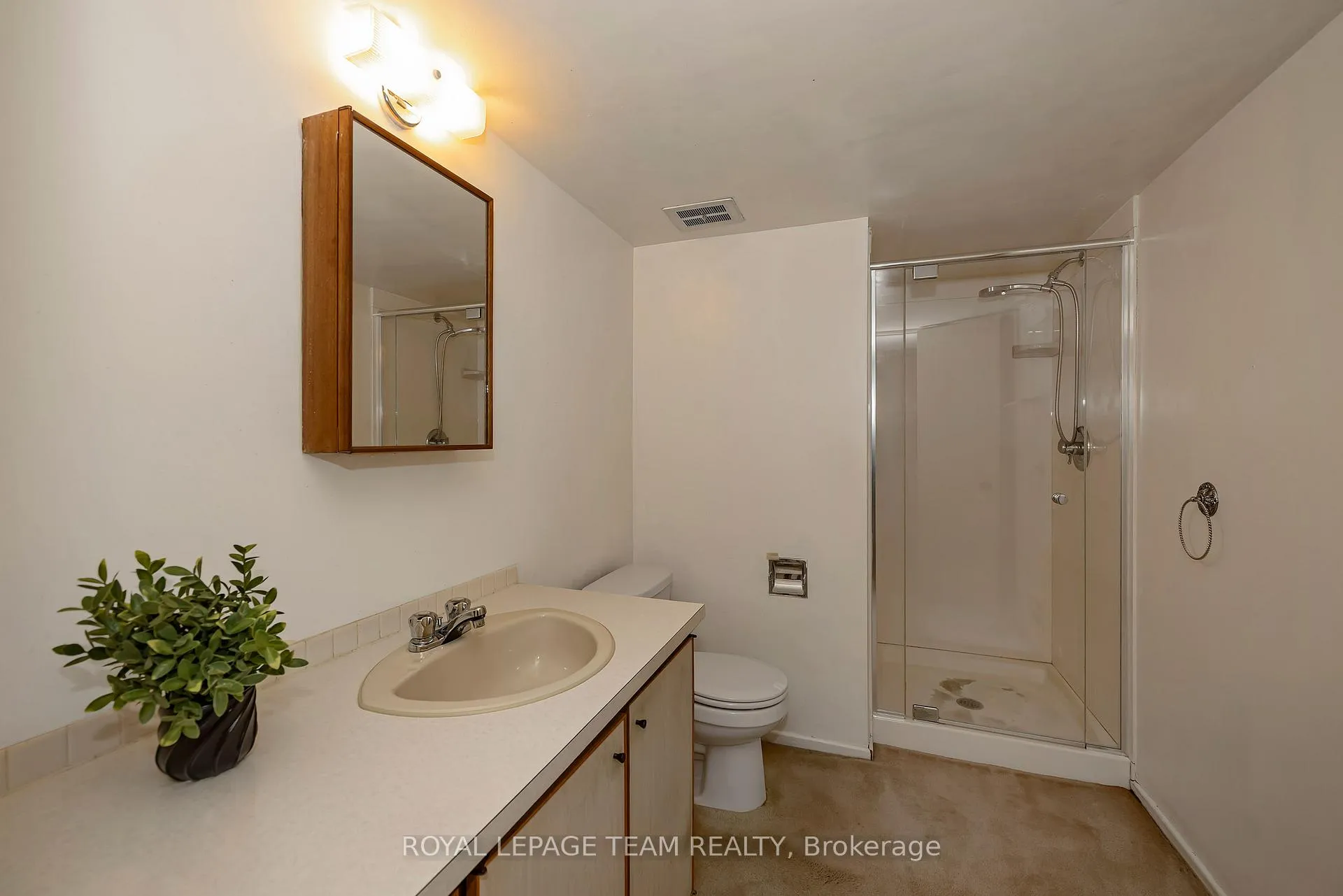 Photo 34 of 38 Elmbank Crescent, Ottawa, Meadowlands/St. Claire Gardens — HOMEH