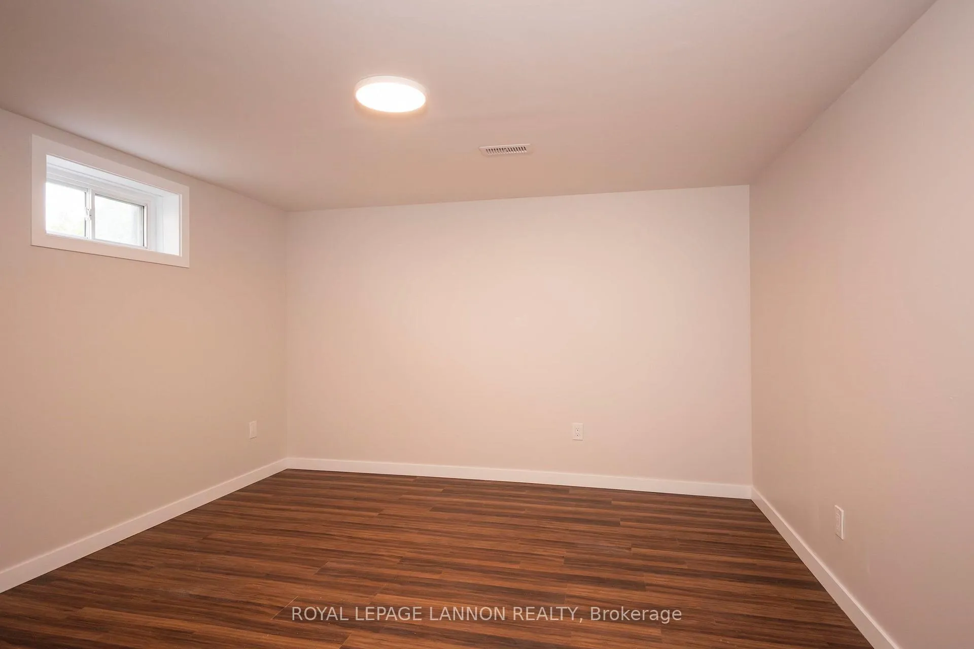 Photo 33 of 124 Riverview Dr W, Thunder Bay, Edgewater Park — HOMEH