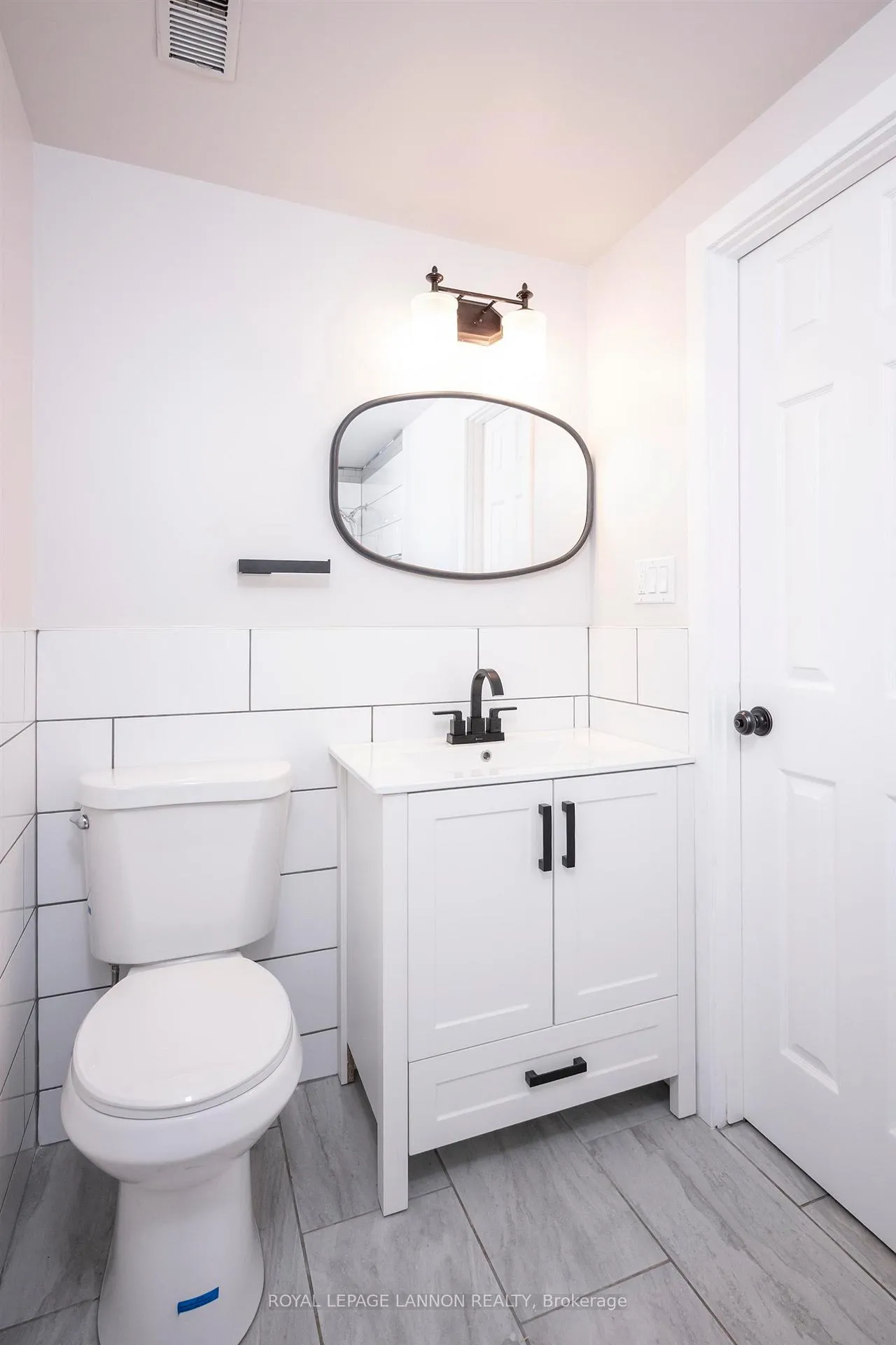 Photo 36 of 124 Riverview Dr W, Thunder Bay, Edgewater Park — HOMEH