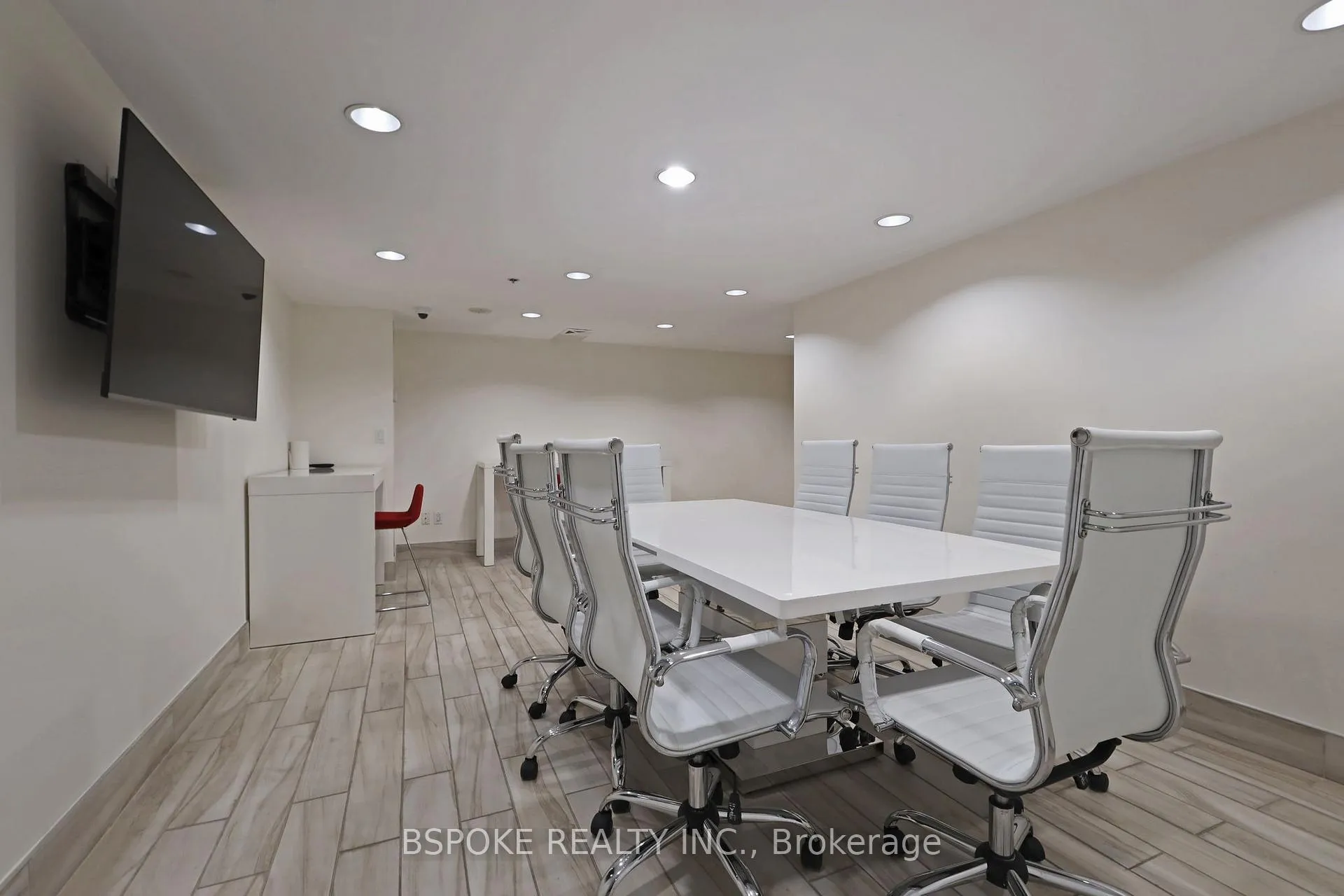 Photo 18 of Unit 722, 812 Lansdowne Avenue, Toronto, Dovercourt-Wallace Emerson-Junction — HOMEH