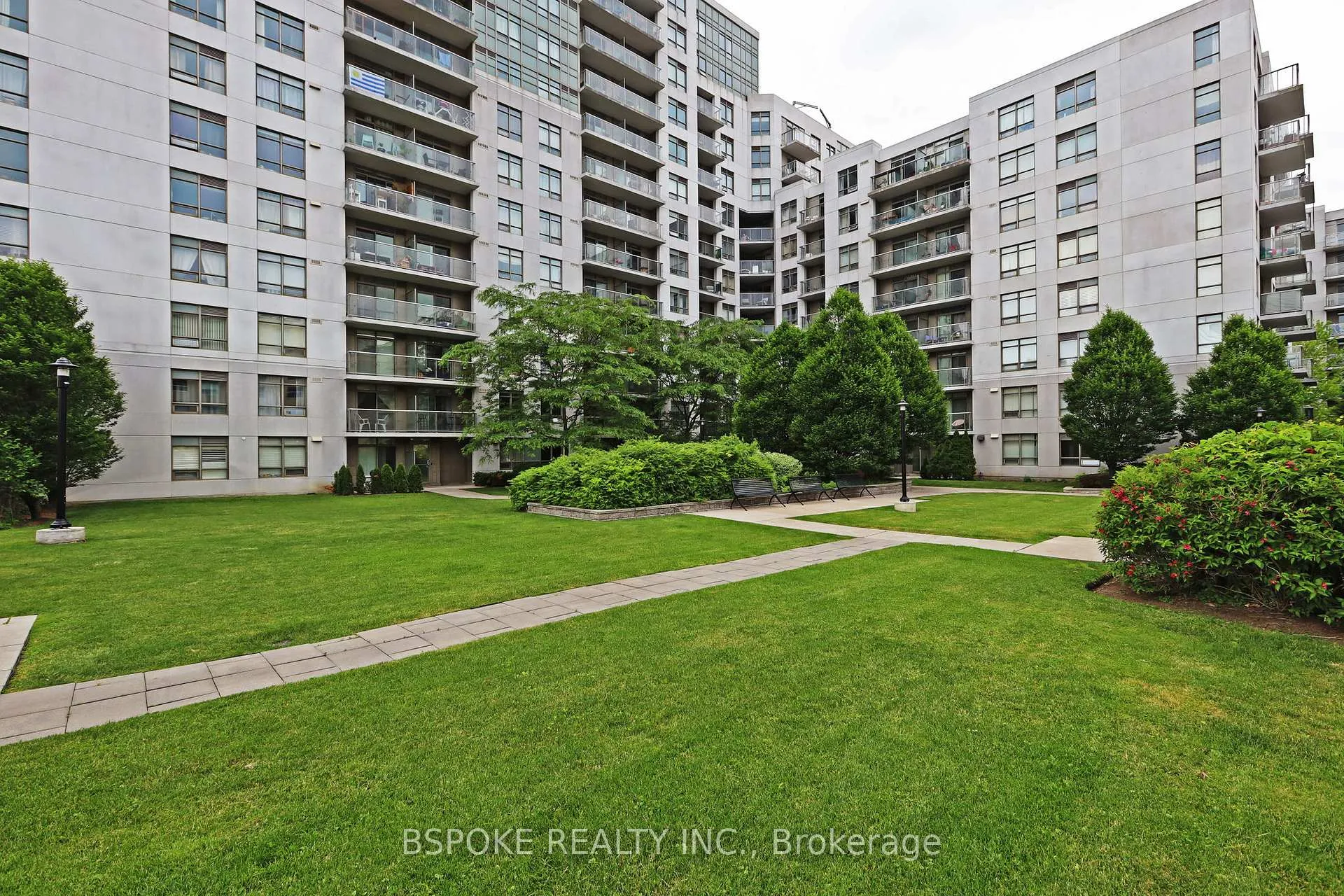 Photo 24 of Unit 722, 812 Lansdowne Avenue, Toronto, Dovercourt-Wallace Emerson-Junction — HOMEH