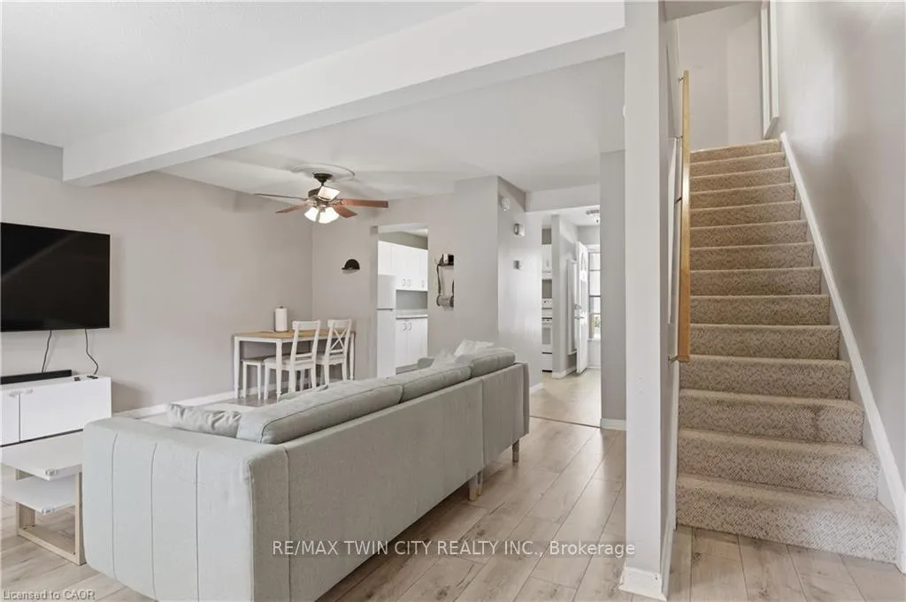 Photo 11 of Unit 15, 255 Northlake Drive, Waterloo — HOMEH