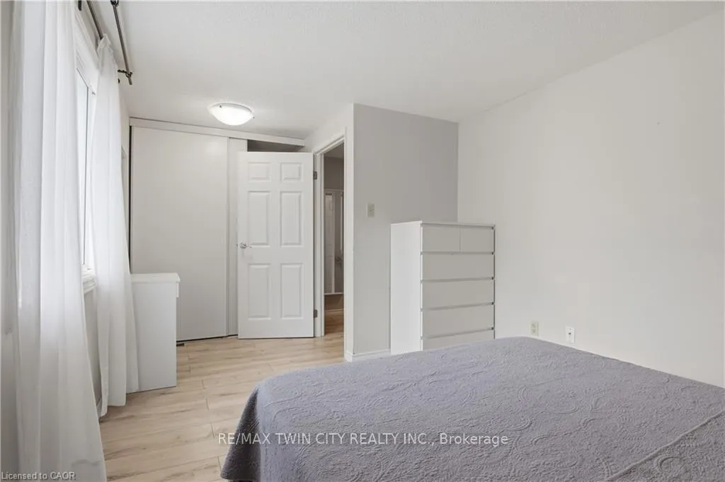 Photo 15 of Unit 15, 255 Northlake Drive, Waterloo — HOMEH
