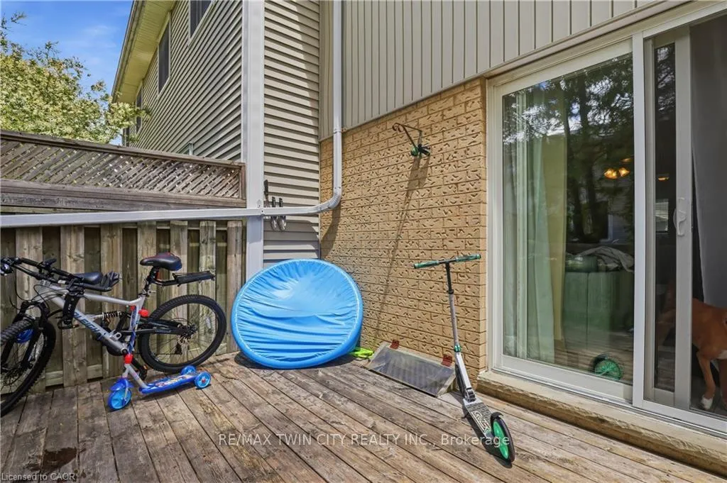 Photo 29 of Unit 15, 255 Northlake Drive, Waterloo — HOMEH