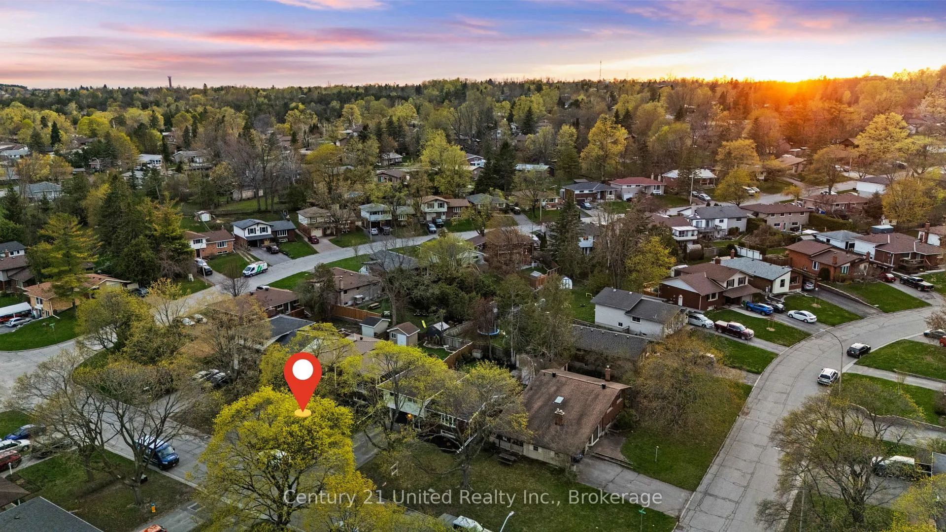 Photo 2 of 1227 Cartier Boulevard, Peterborough, Northcrest Ward 5 — HOMEH