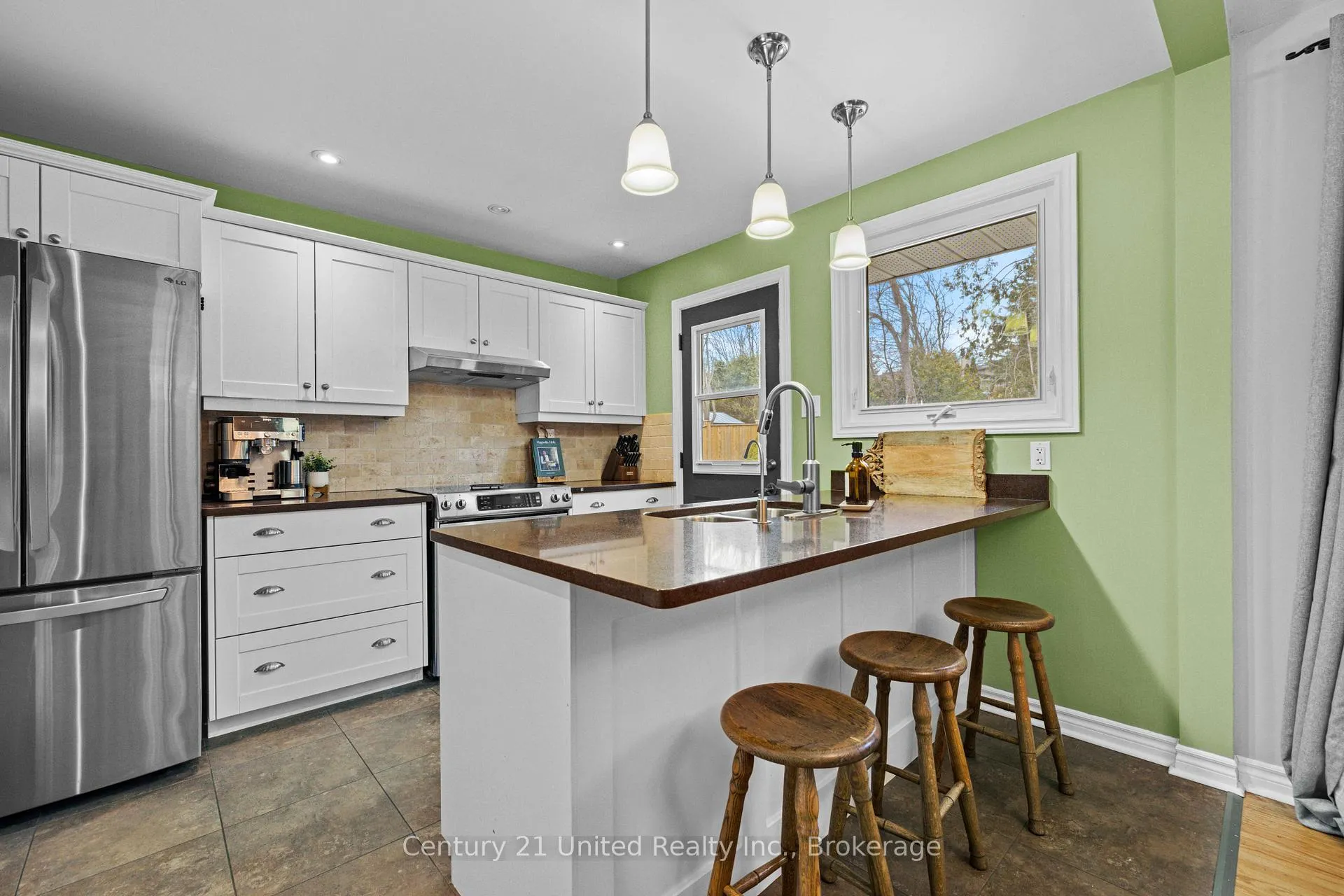 Photo 13 of 1227 Cartier Boulevard, Peterborough, Northcrest Ward 5 — HOMEH