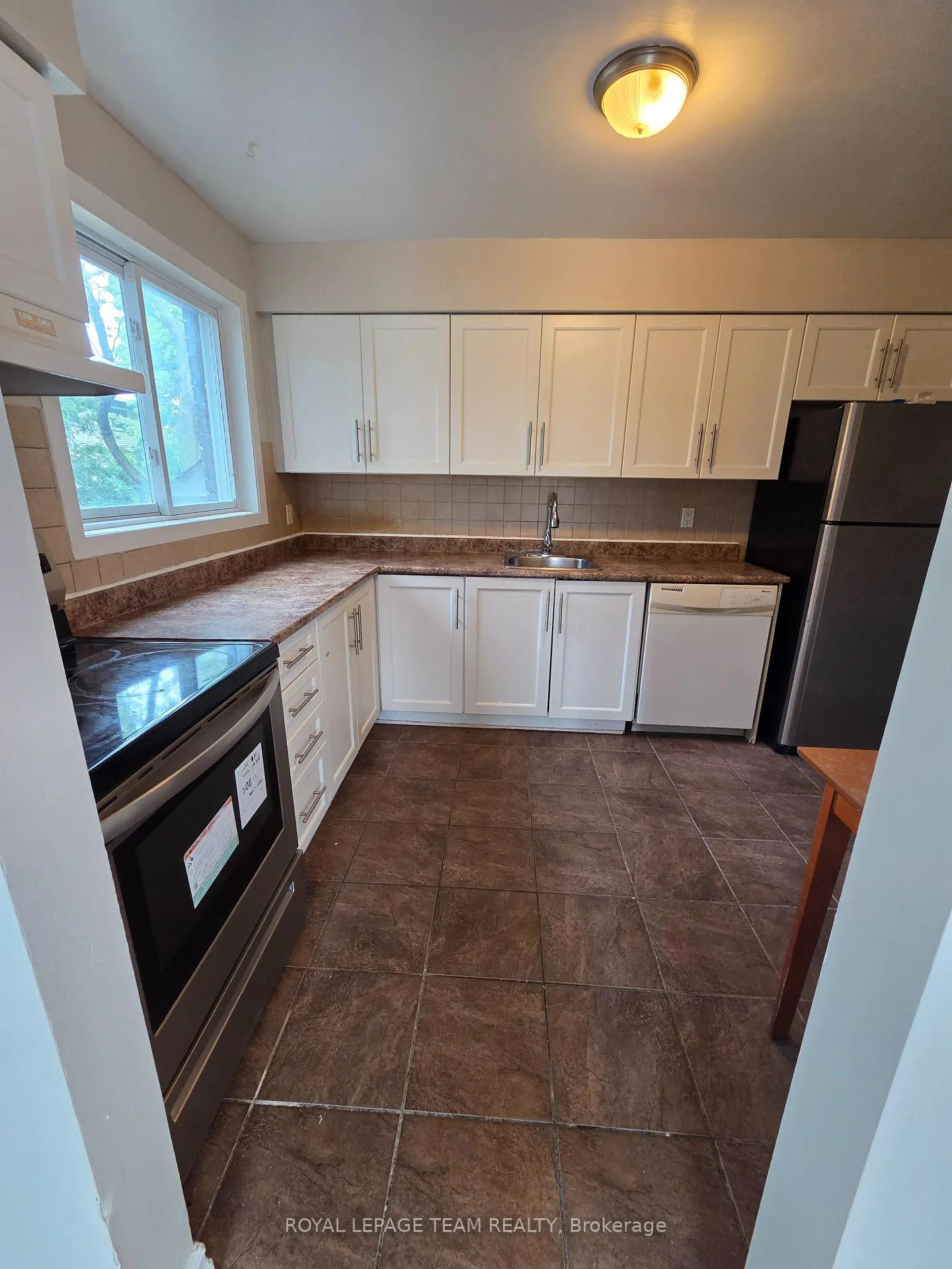 Photo 10 of Unit 2, 100 Fenerty Court E, Ottawa, Kanata - Katimavik — HOMEH