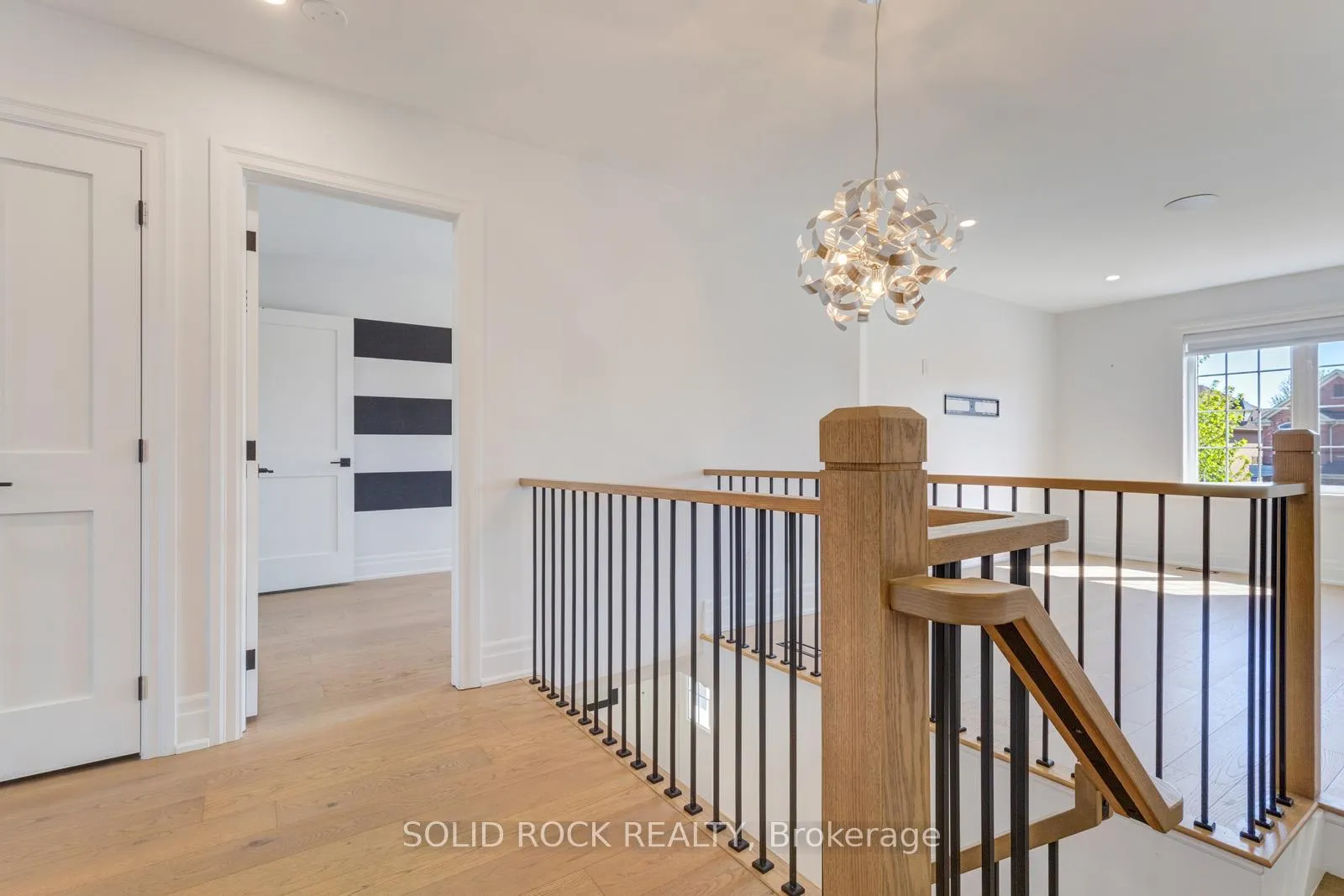 Photo 17 of 75 Tarquini Crescent, Caledon, Bolton West — HOMEH