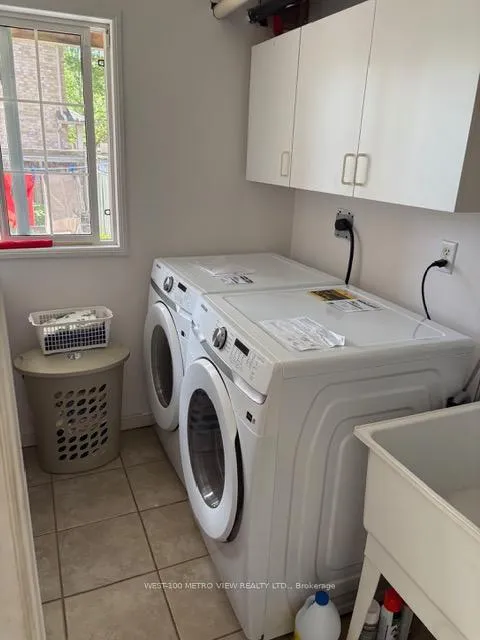 Photo 10 of 6 Michelle Drive, Vaughan, East Woodbridge — HOMEH