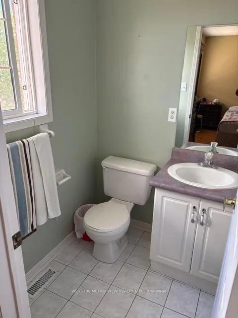 Photo 12 of 6 Michelle Drive, Vaughan, East Woodbridge — HOMEH