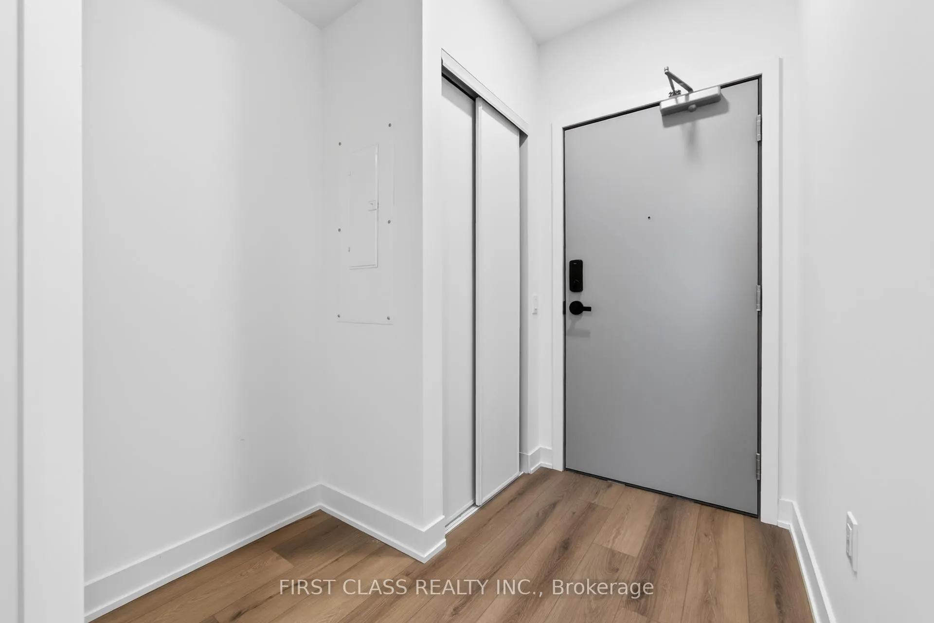 Photo 4 of Unit 512, 758 Dovercourt Road, Toronto, Dovercourt-Wallace Emerson-Junction — HOMEH