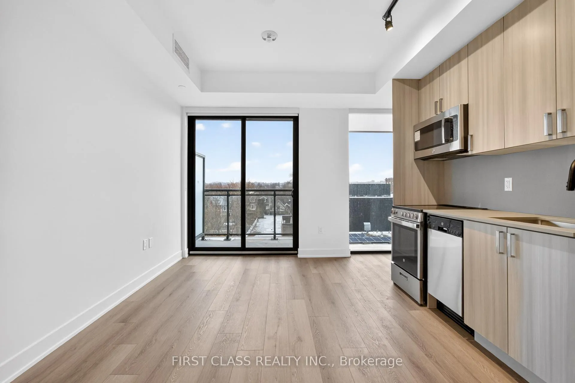 Photo 12 of Unit 512, 758 Dovercourt Road, Toronto, Dovercourt-Wallace Emerson-Junction — HOMEH