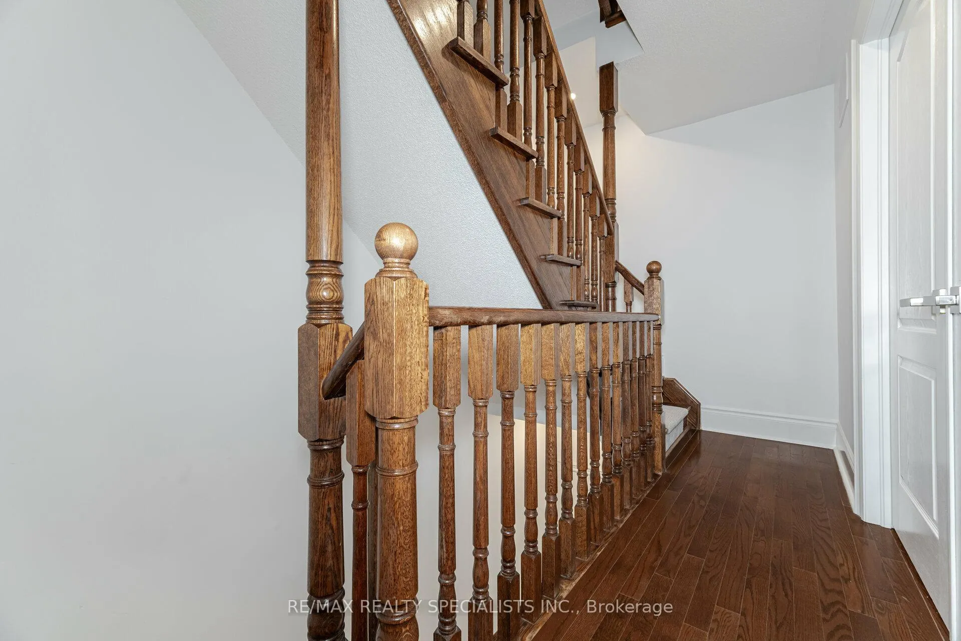 Photo 15 of 8C Clairtrell Road, North York, Willowdale East — HOMEH