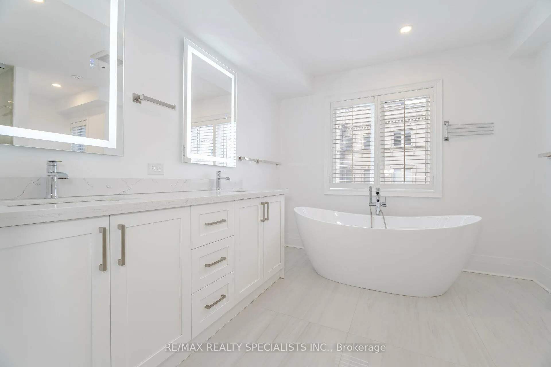 Photo 19 of 8C Clairtrell Road, North York, Willowdale East — HOMEH