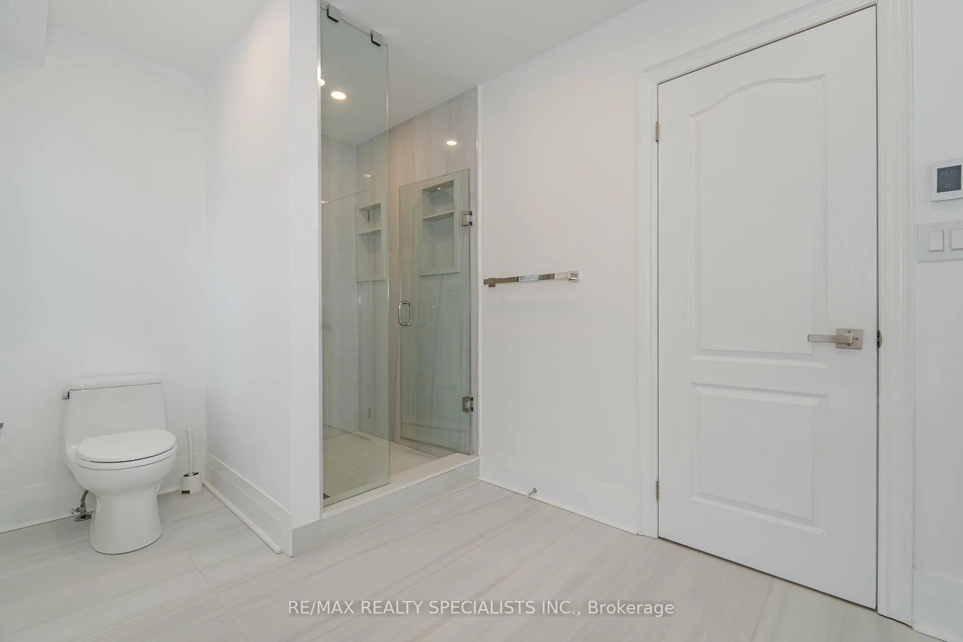 Photo 20 of 8C Clairtrell Road, North York, Willowdale East — HOMEH