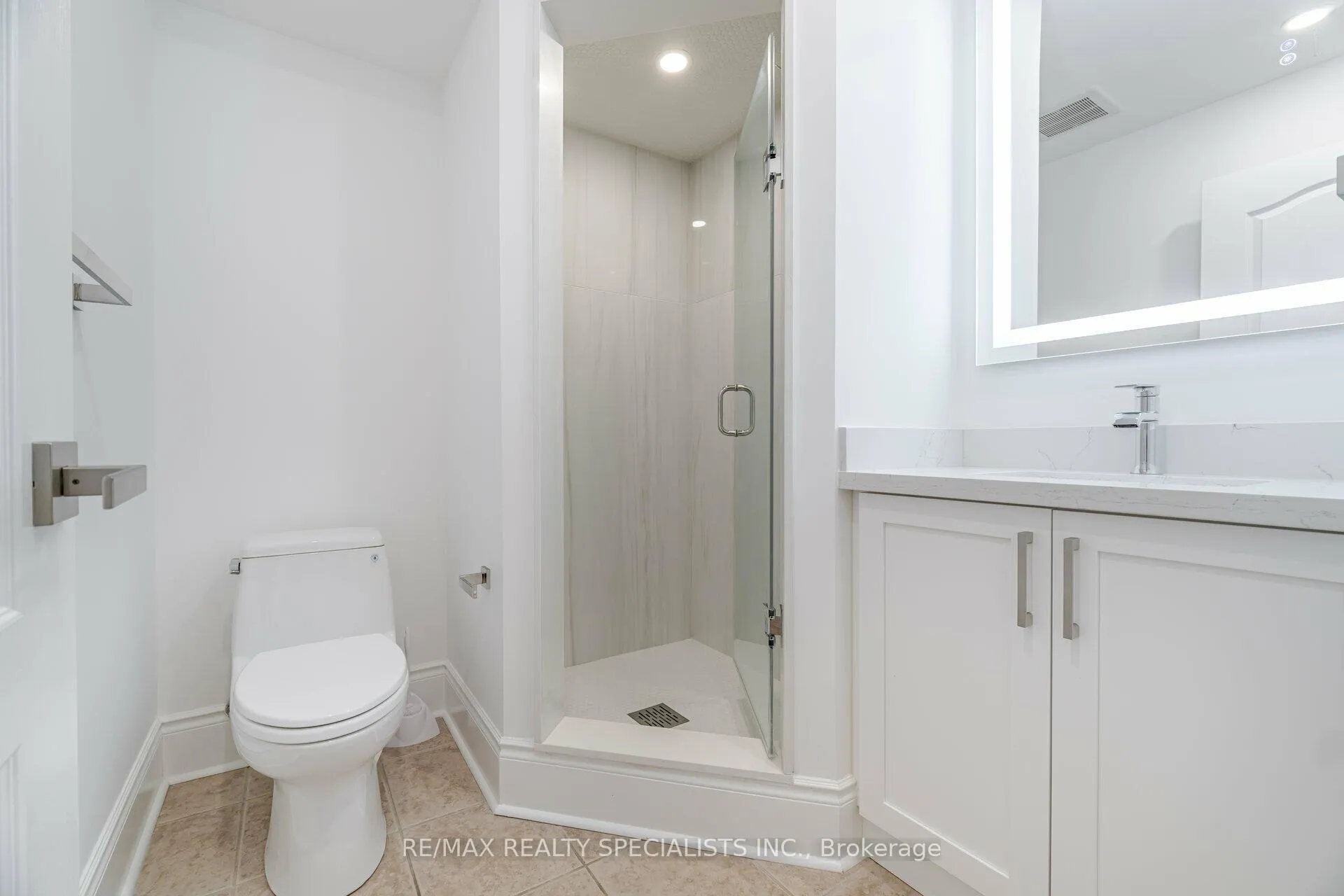 Photo 22 of 8C Clairtrell Road, North York, Willowdale East — HOMEH