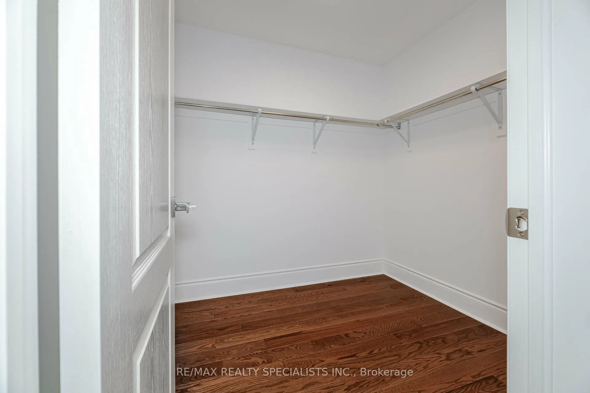 Photo 23 of 8C Clairtrell Road, North York, Willowdale East — HOMEH