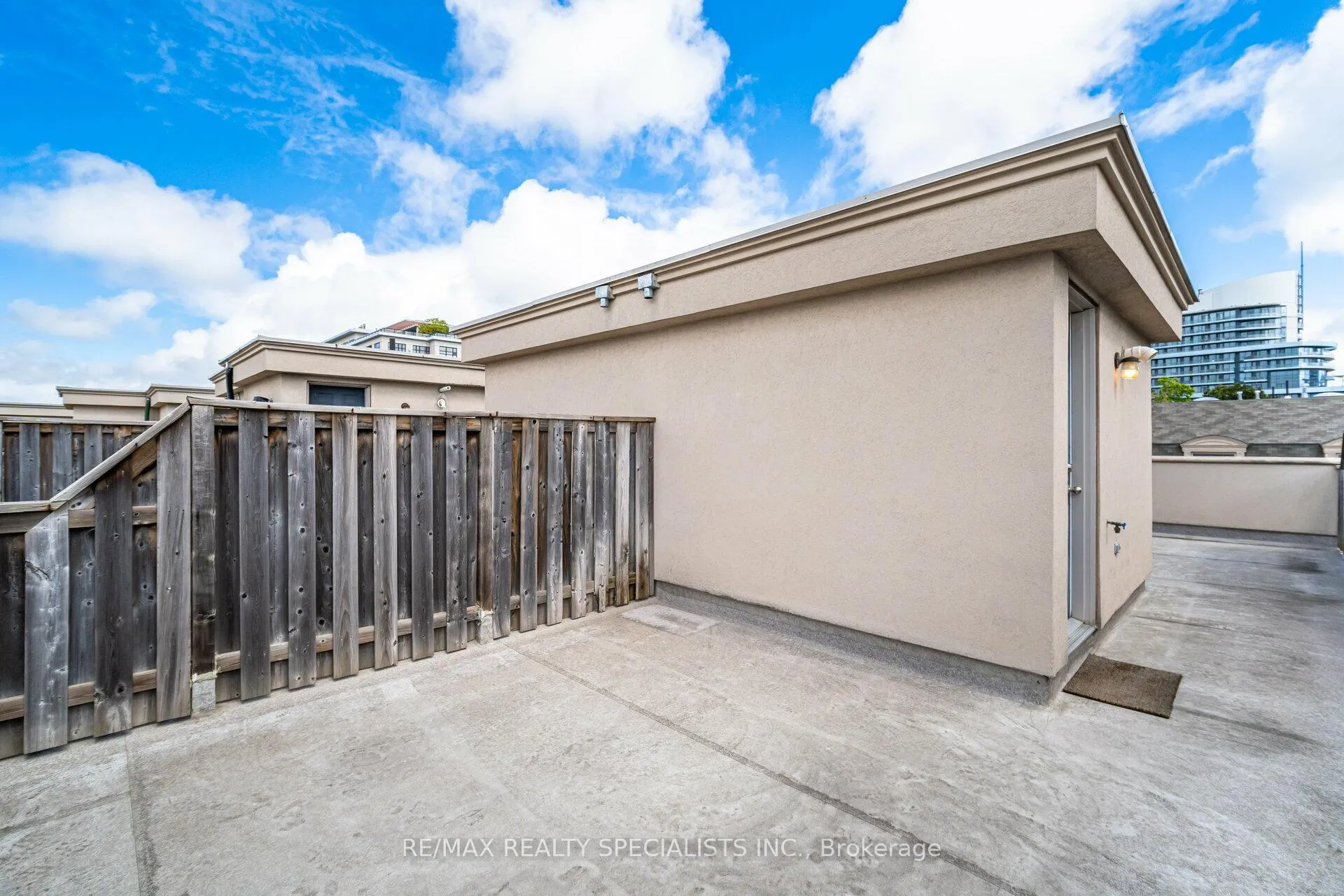 Photo 36 of 8C Clairtrell Road, North York, Willowdale East — HOMEH