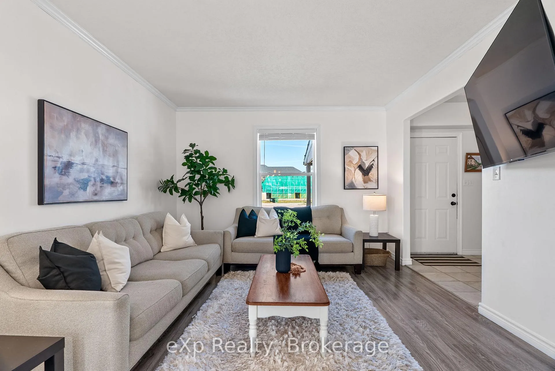 Photo 11 of 63 Guelph Street, Stratford — HOMEH