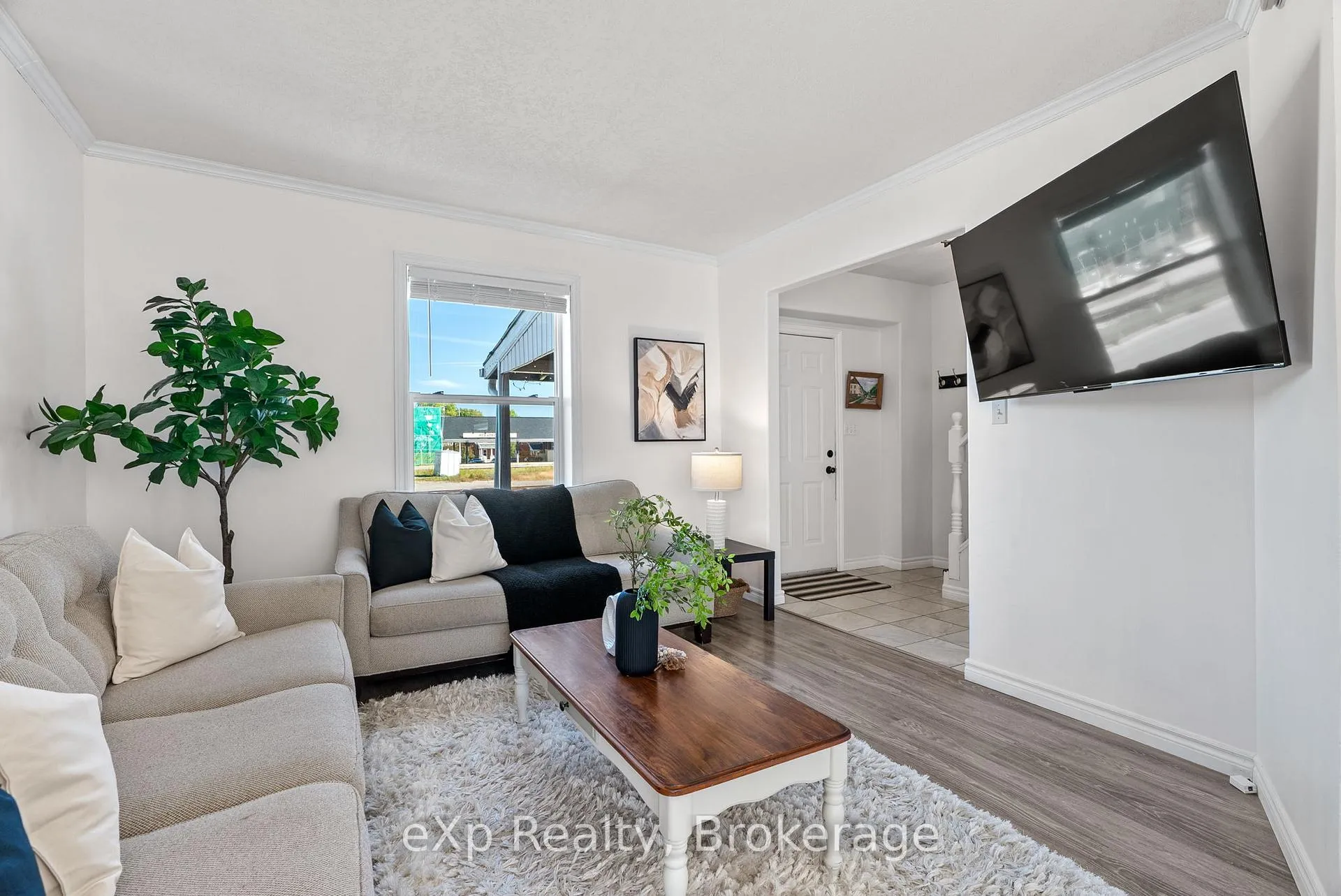 Photo 12 of 63 Guelph Street, Stratford — HOMEH