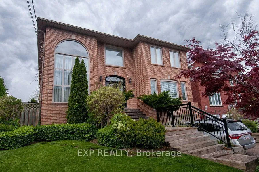 Photo 1 of 220 Viewmount Avenue, Toronto, Englemount-Lawrence — HOMEH