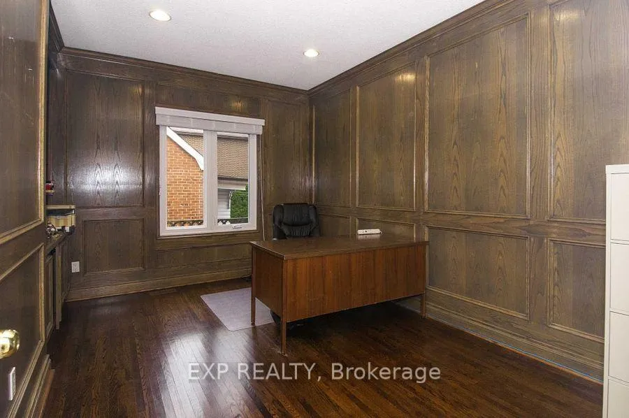 Photo 17 of 220 Viewmount Avenue, Toronto, Englemount-Lawrence — HOMEH