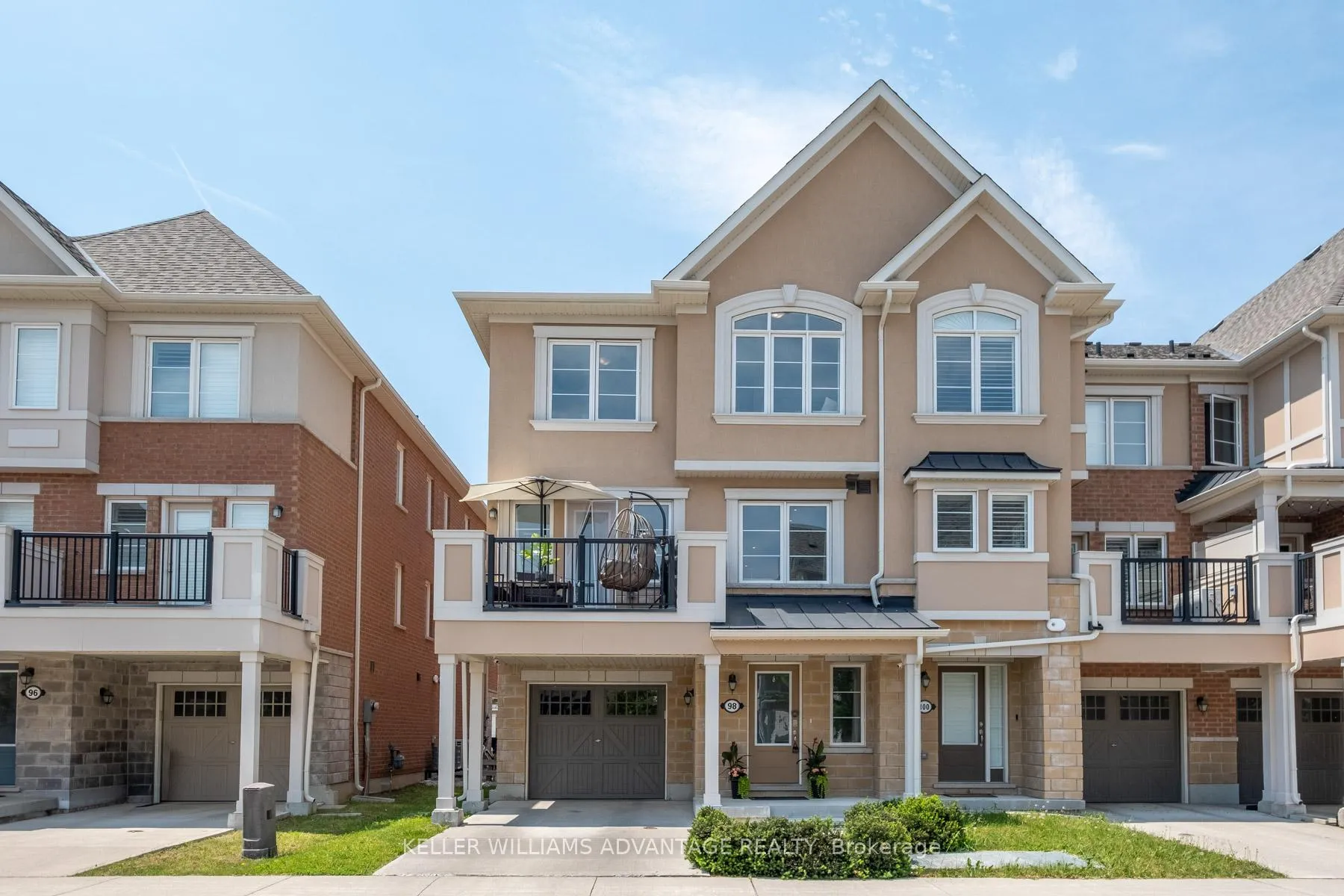 Photo 1 of 98 Howe Avenue, Scarborough, Clairlea-Birchmount — HOMEH