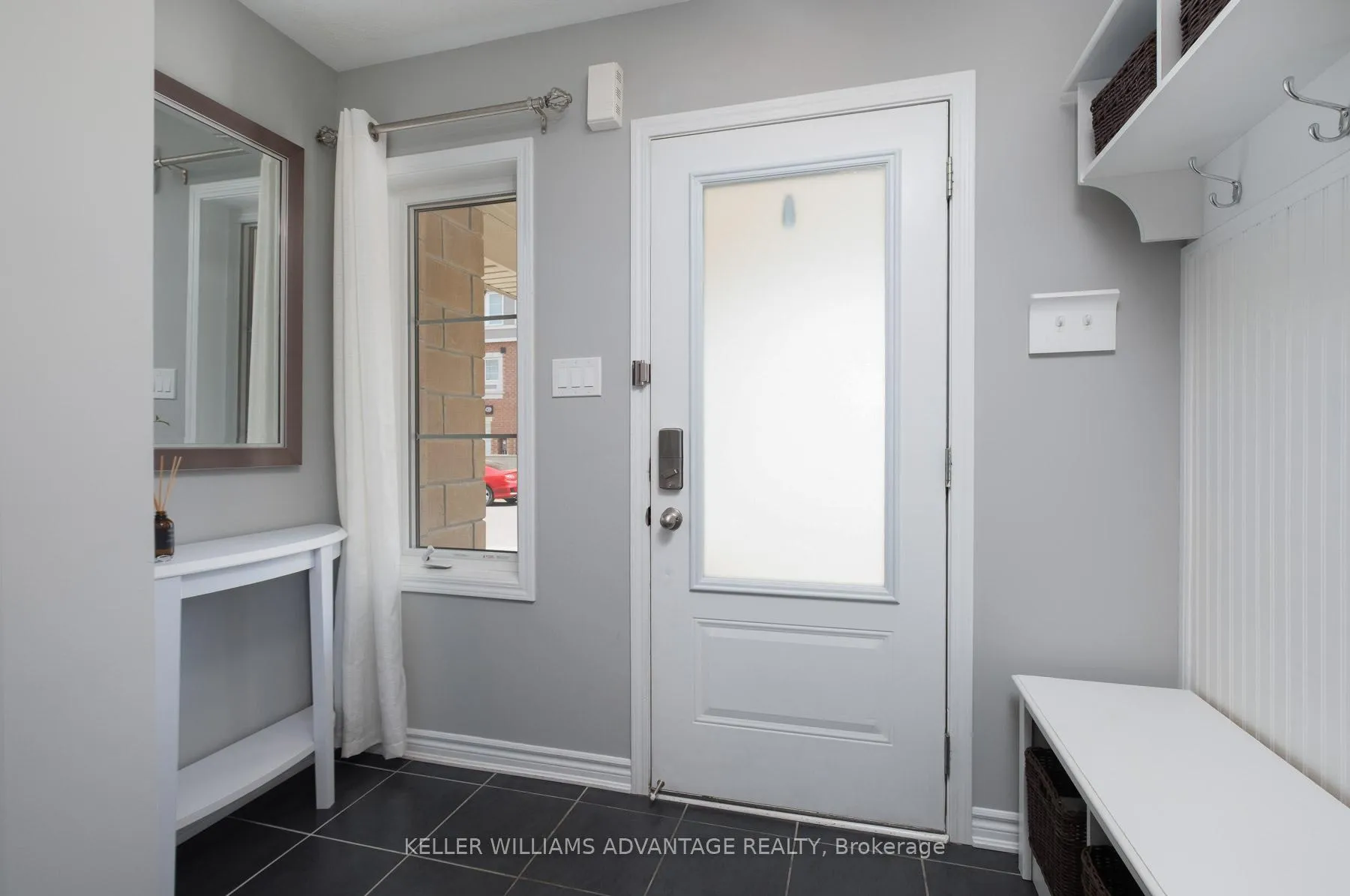 Photo 5 of 98 Howe Avenue, Scarborough, Clairlea-Birchmount — HOMEH