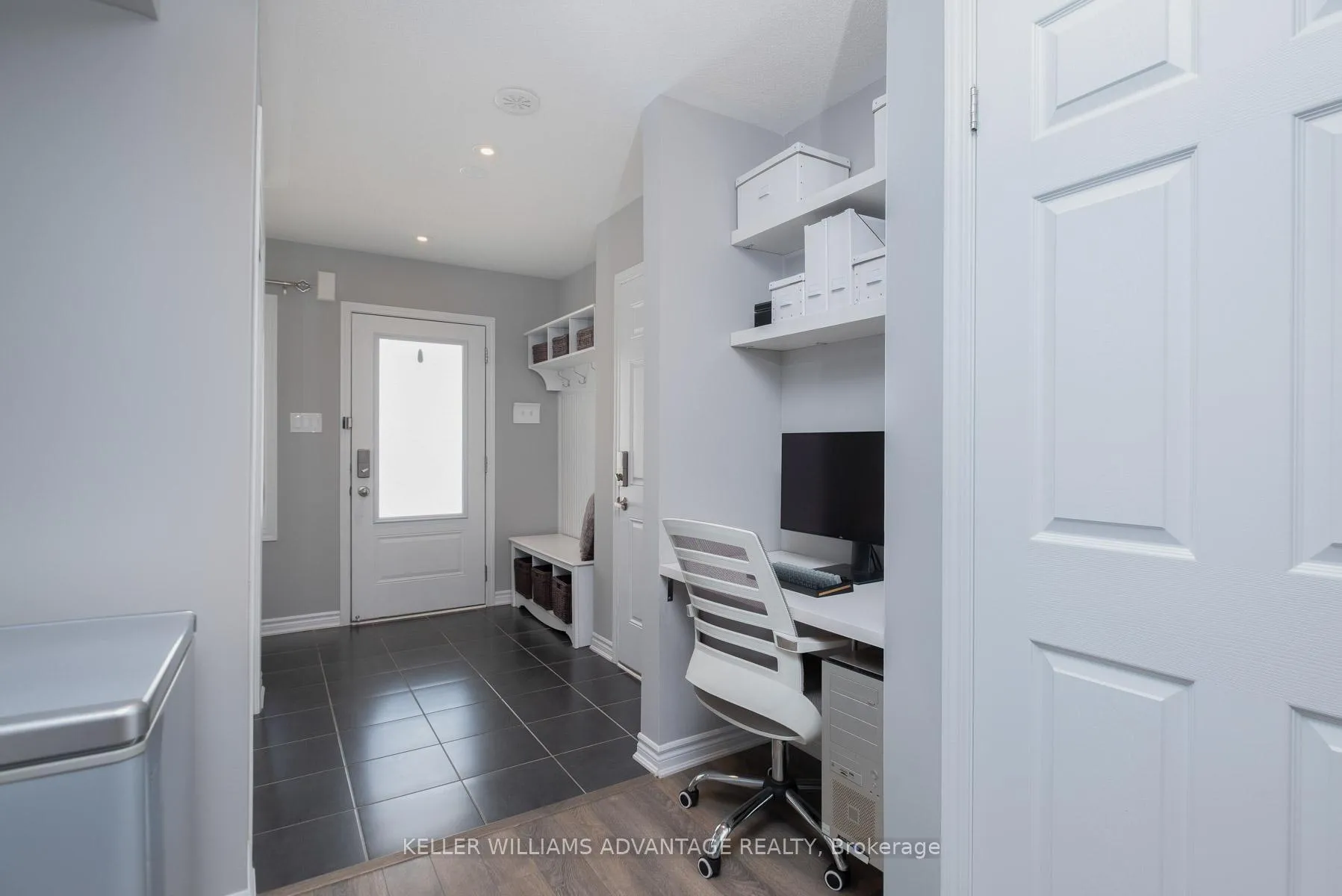 Photo 6 of 98 Howe Avenue, Scarborough, Clairlea-Birchmount — HOMEH
