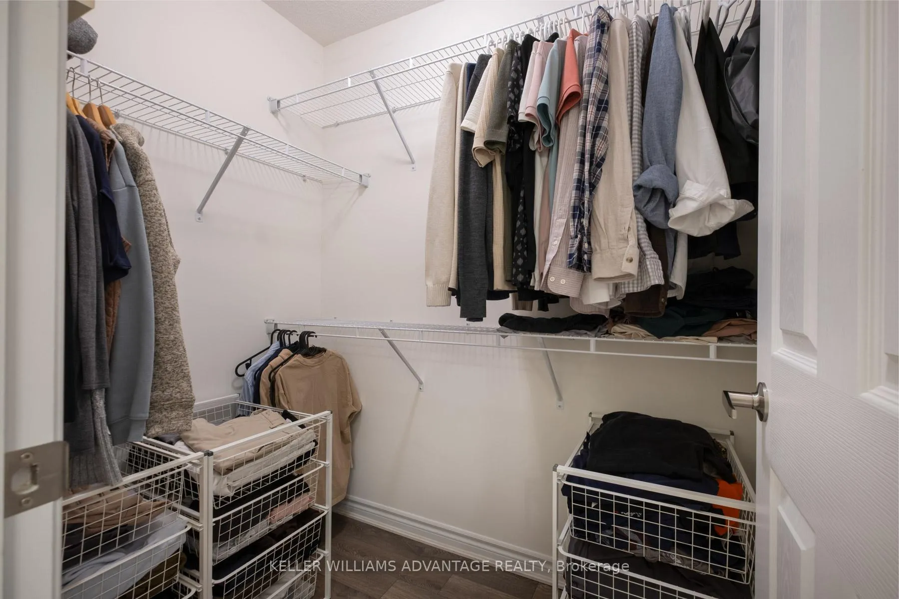 Photo 27 of 98 Howe Avenue, Scarborough, Clairlea-Birchmount — HOMEH