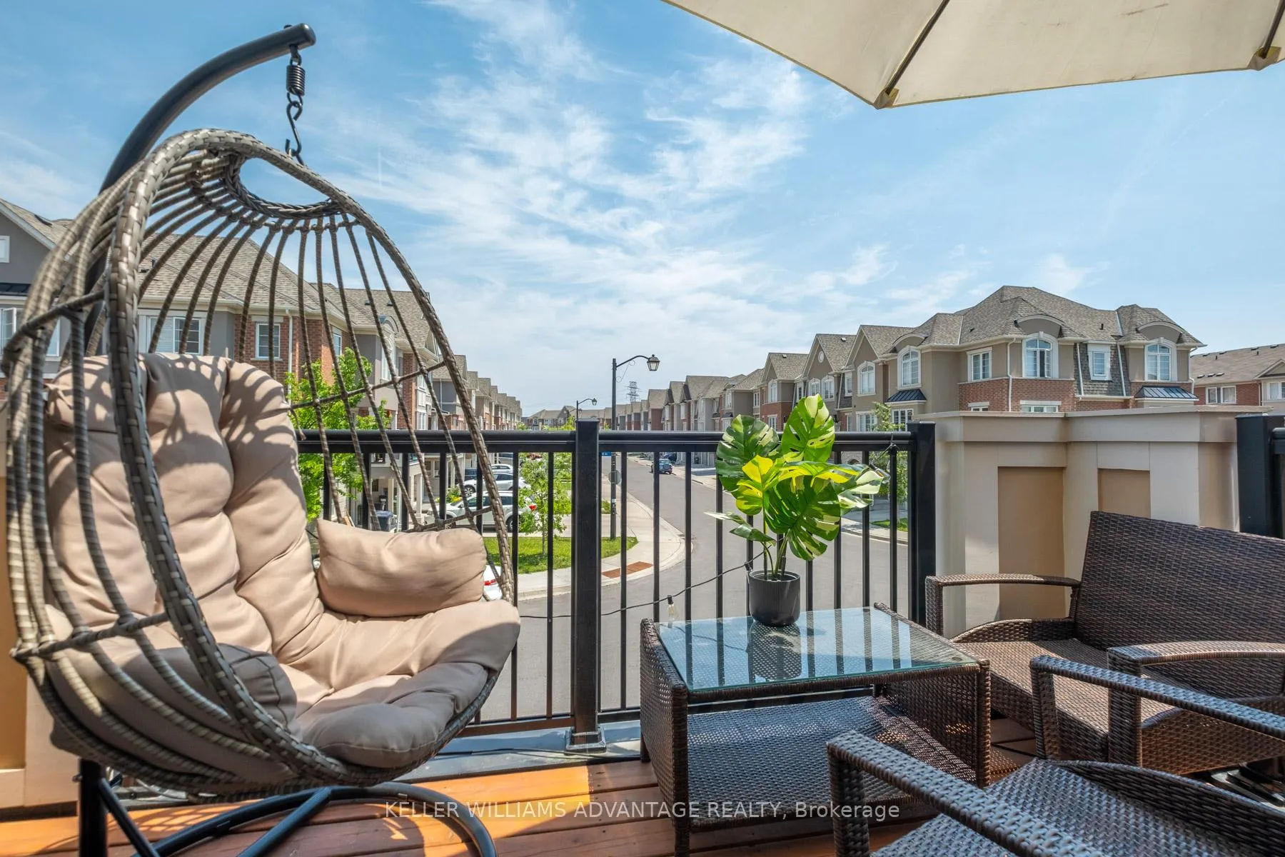Photo 28 of 98 Howe Avenue, Scarborough, Clairlea-Birchmount — HOMEH