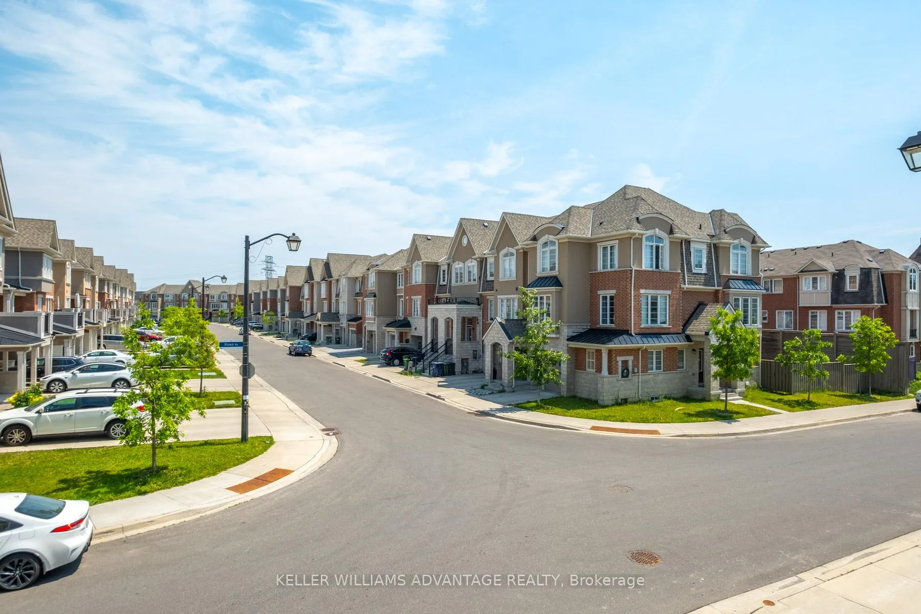 Photo 30 of 98 Howe Avenue, Scarborough, Clairlea-Birchmount — HOMEH